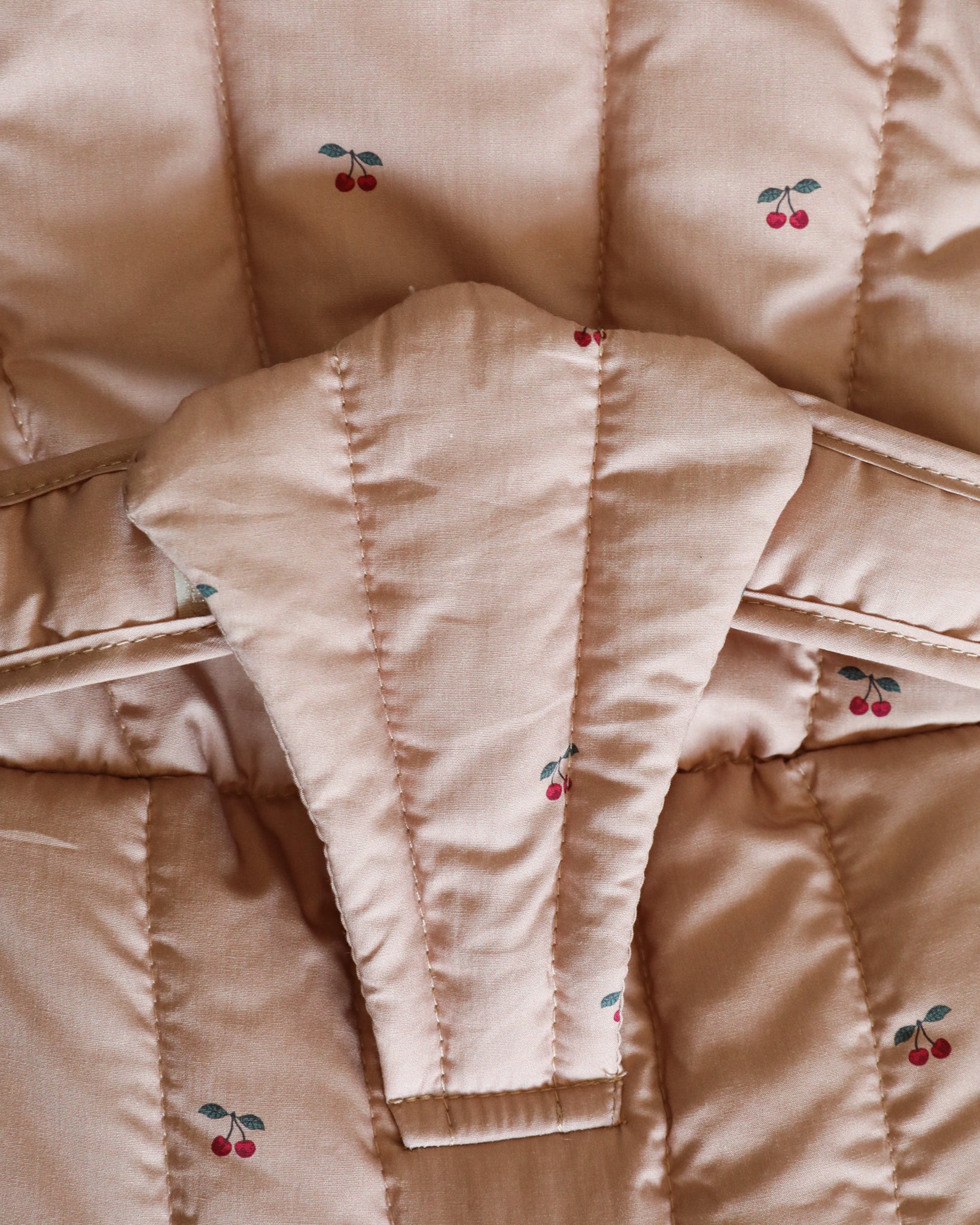 Konges Sloejd | Baby Doll Bouncer - Cherry Blush - Image 4