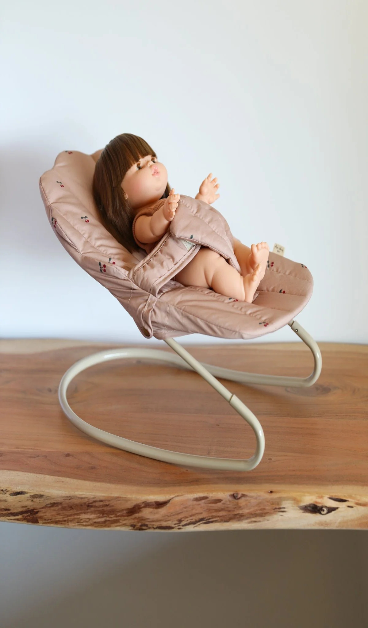 Konges Sloejd | Baby Doll Bouncer - Cherry Blush - Image 5