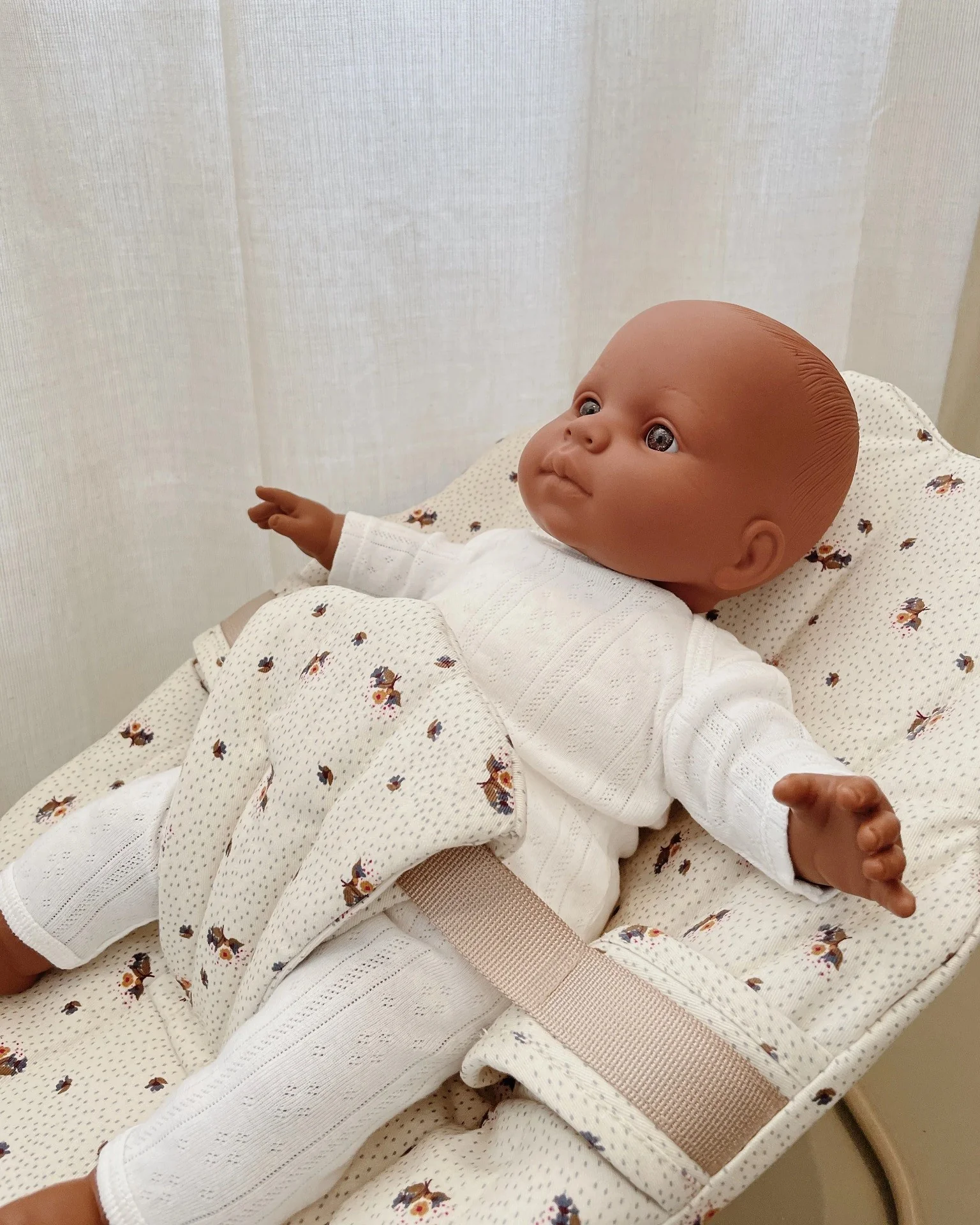 Baby Doll Bouncer - Flower Bouquet - Image 2