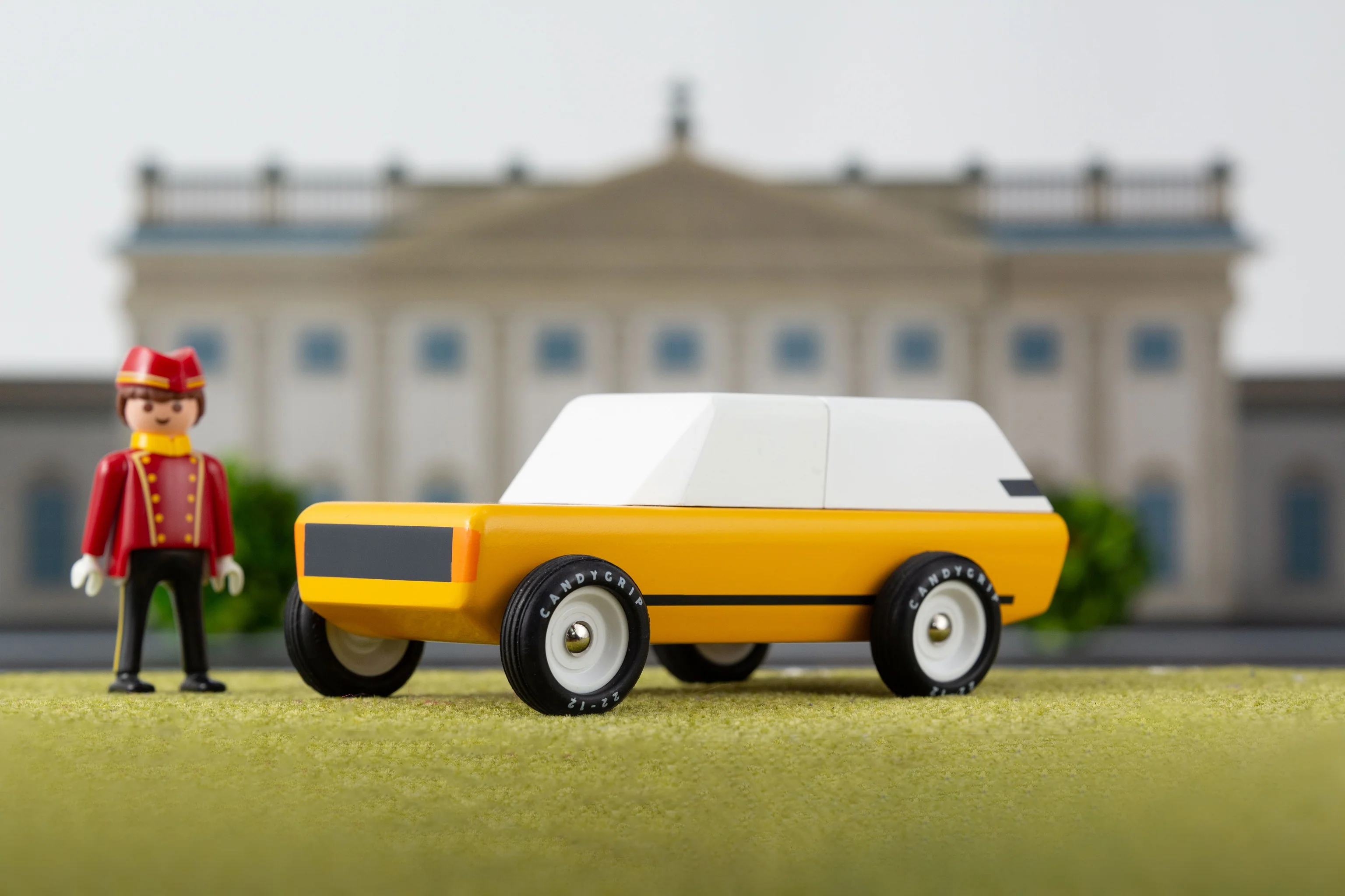 Candylab Toys | Americana Cotswold Gold - Image 4