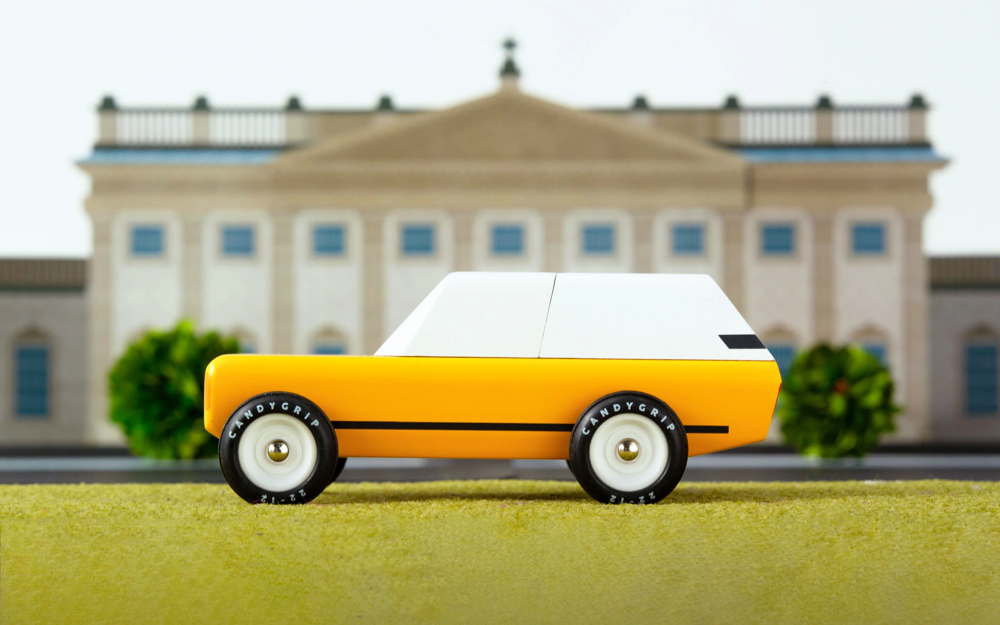 Candylab Toys | Americana Cotswold Gold - Image 5