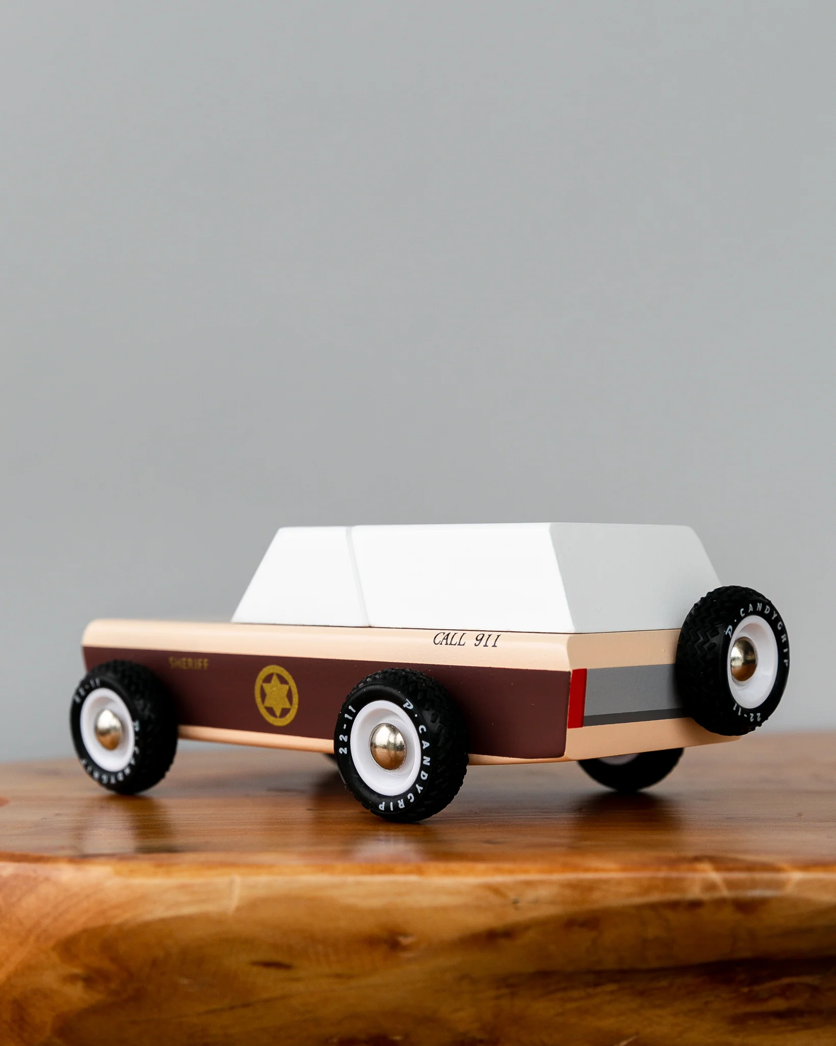 Candylab Toys | Americana Lone Sheriff - Image 3