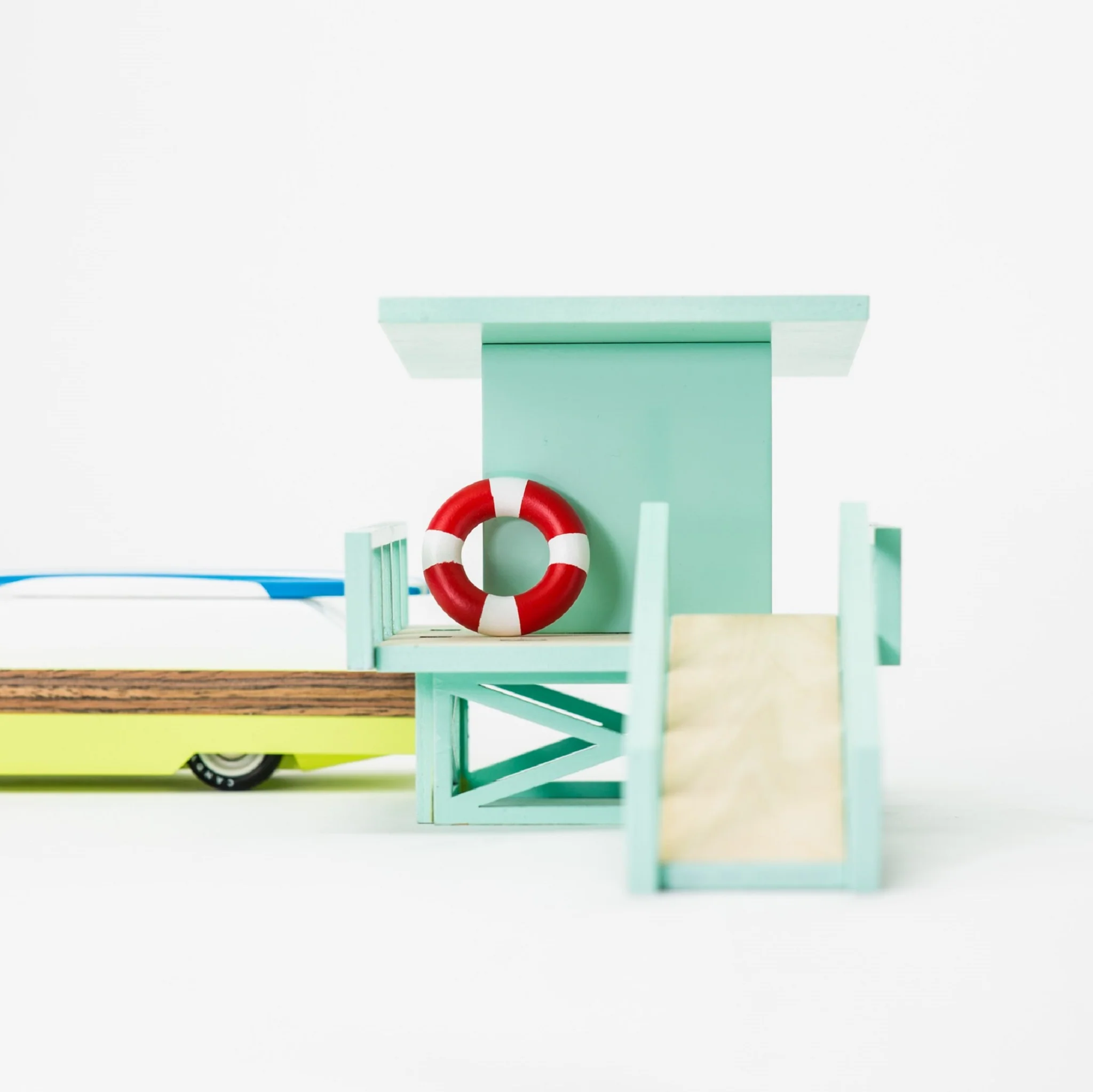 Candylab Toys | Malibu Lifeguard Tower - Image 7