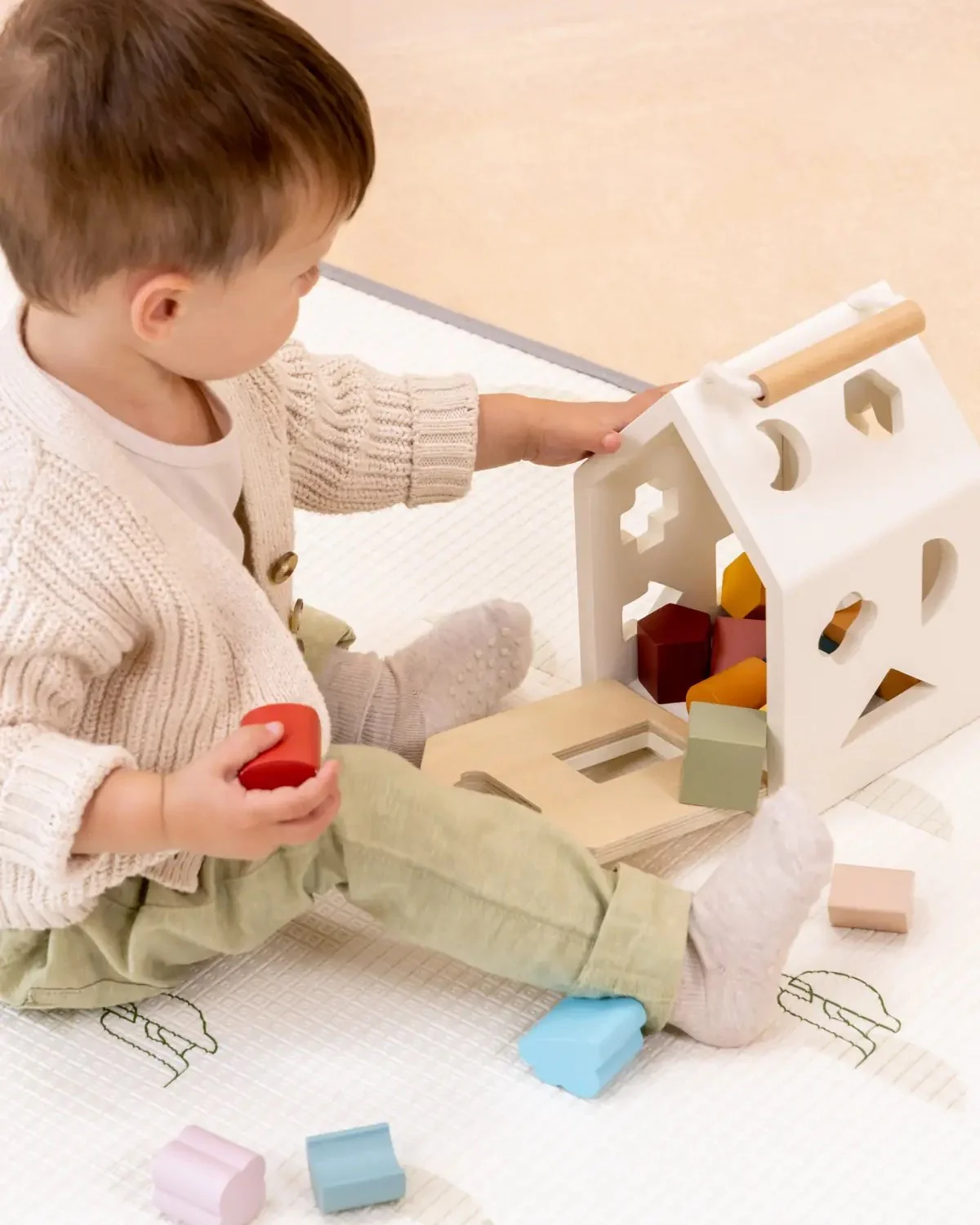 Wooden Shape Sorter House - Image 9