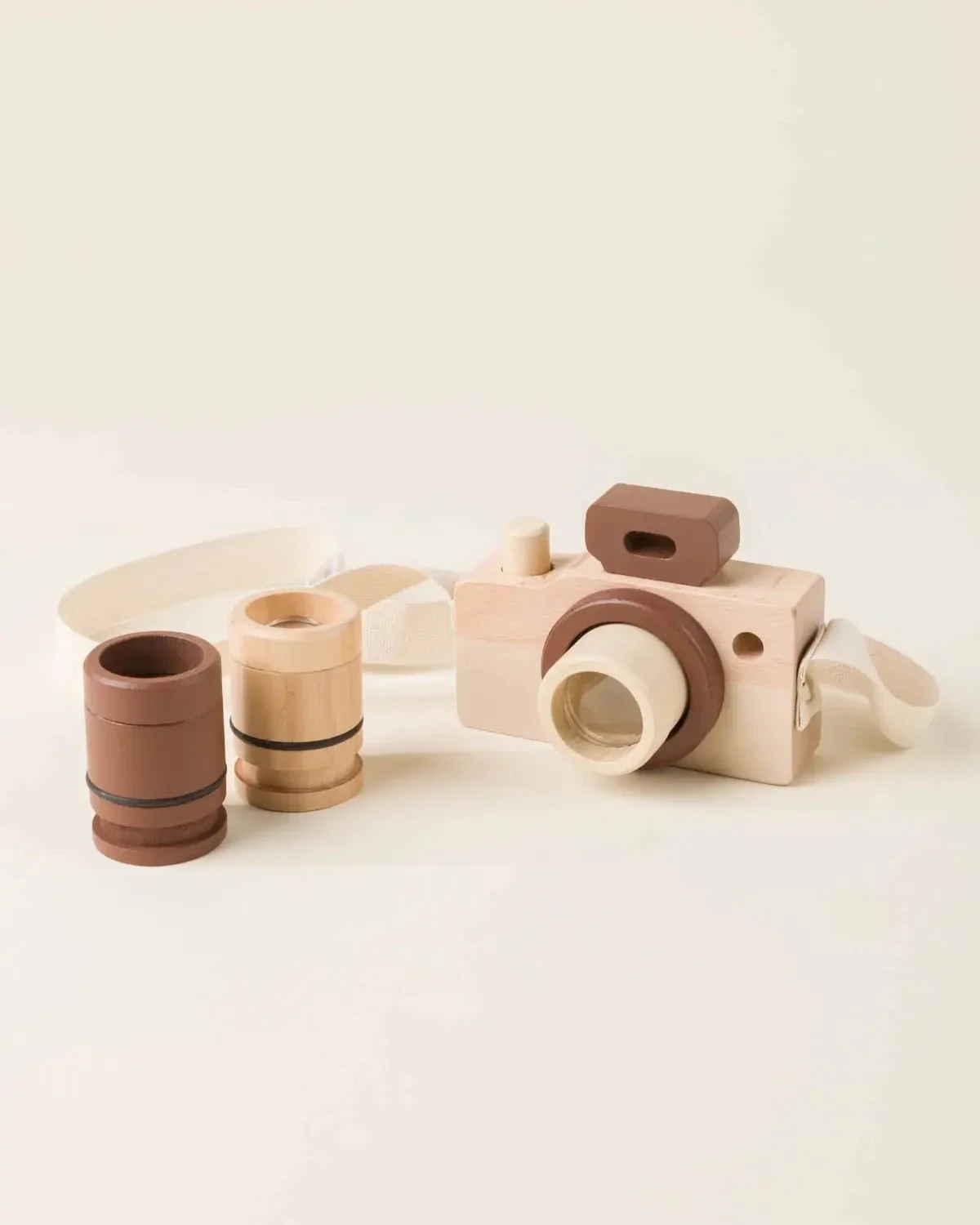 Wooden Toy Camera with Bag - Image 2