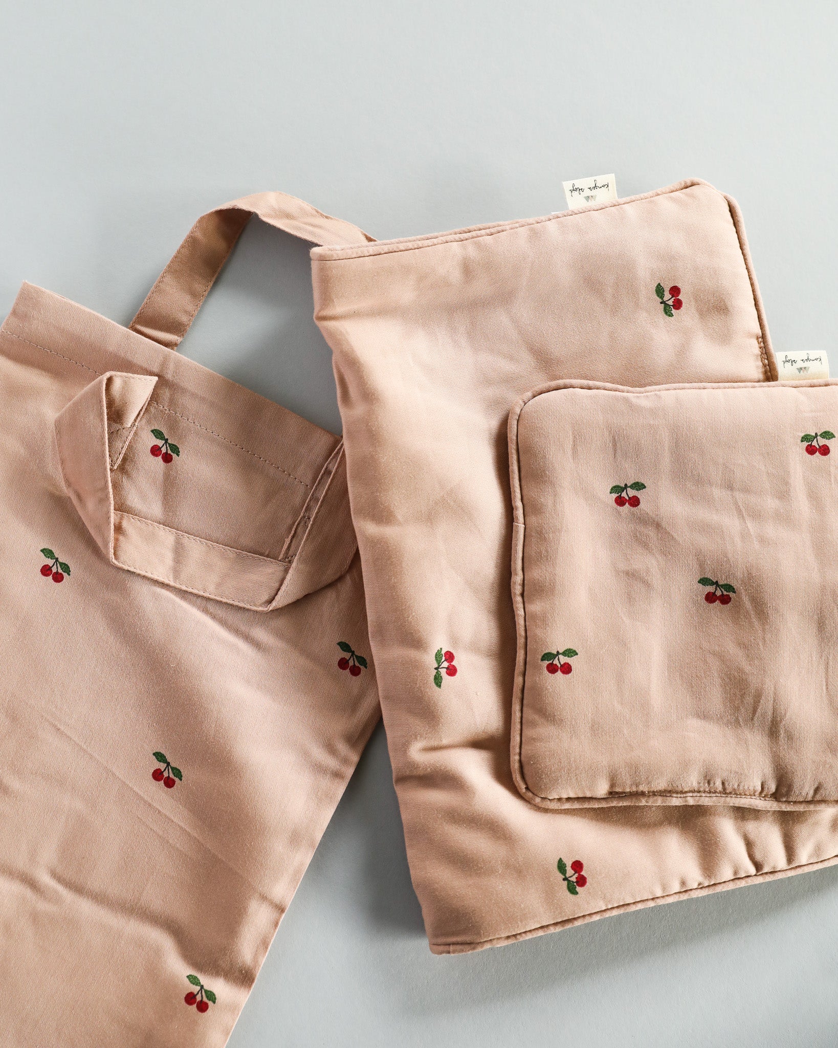 Konges Sloejd | Doll Bedding Set - Cherry Blush - Image 5