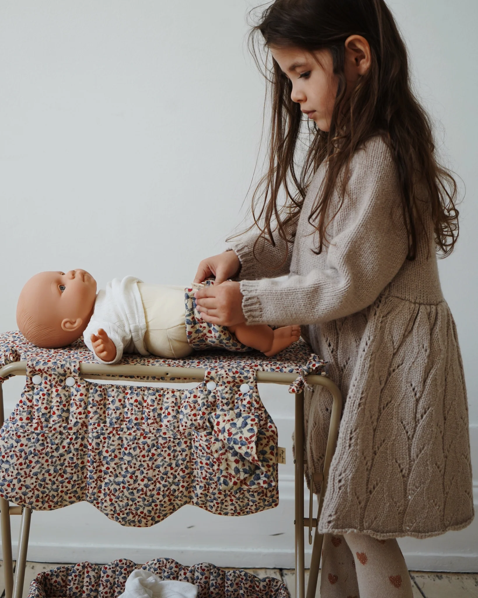 Doll Changing Table - Marche De Fleur - Image 2