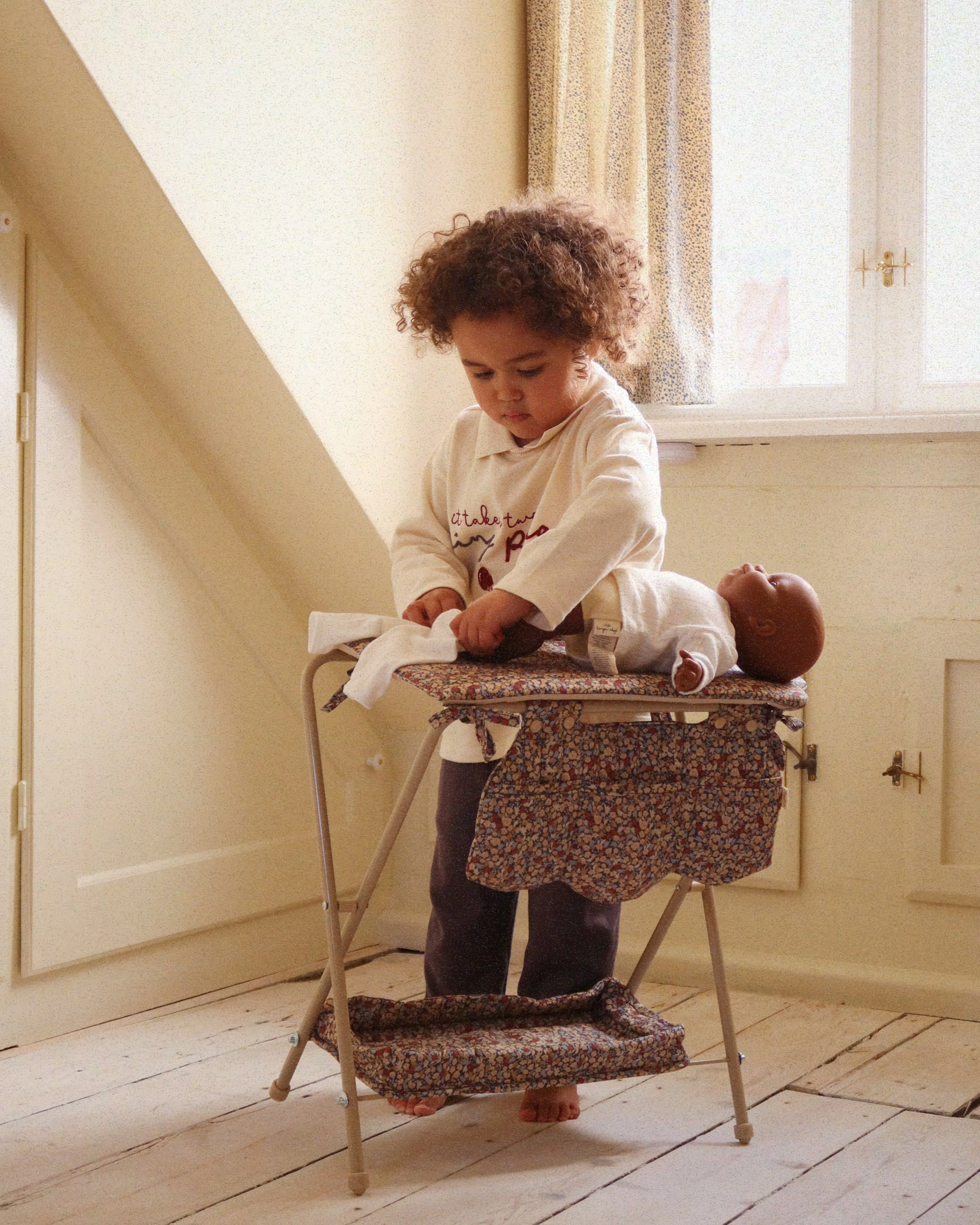 Doll Changing Table - Toulouse - Image 6