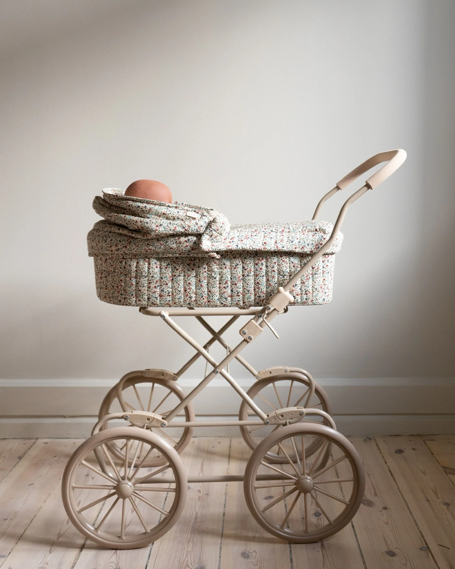 Doll Pram - Louloudi - Image 2