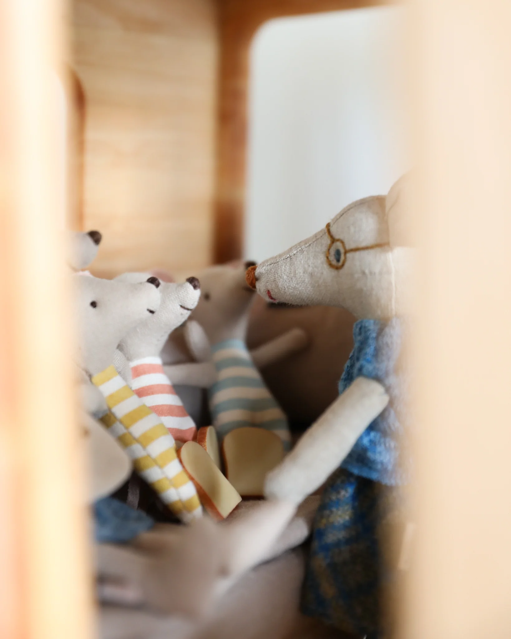 Drewart | Wooden Toy Camper Van - Image 11