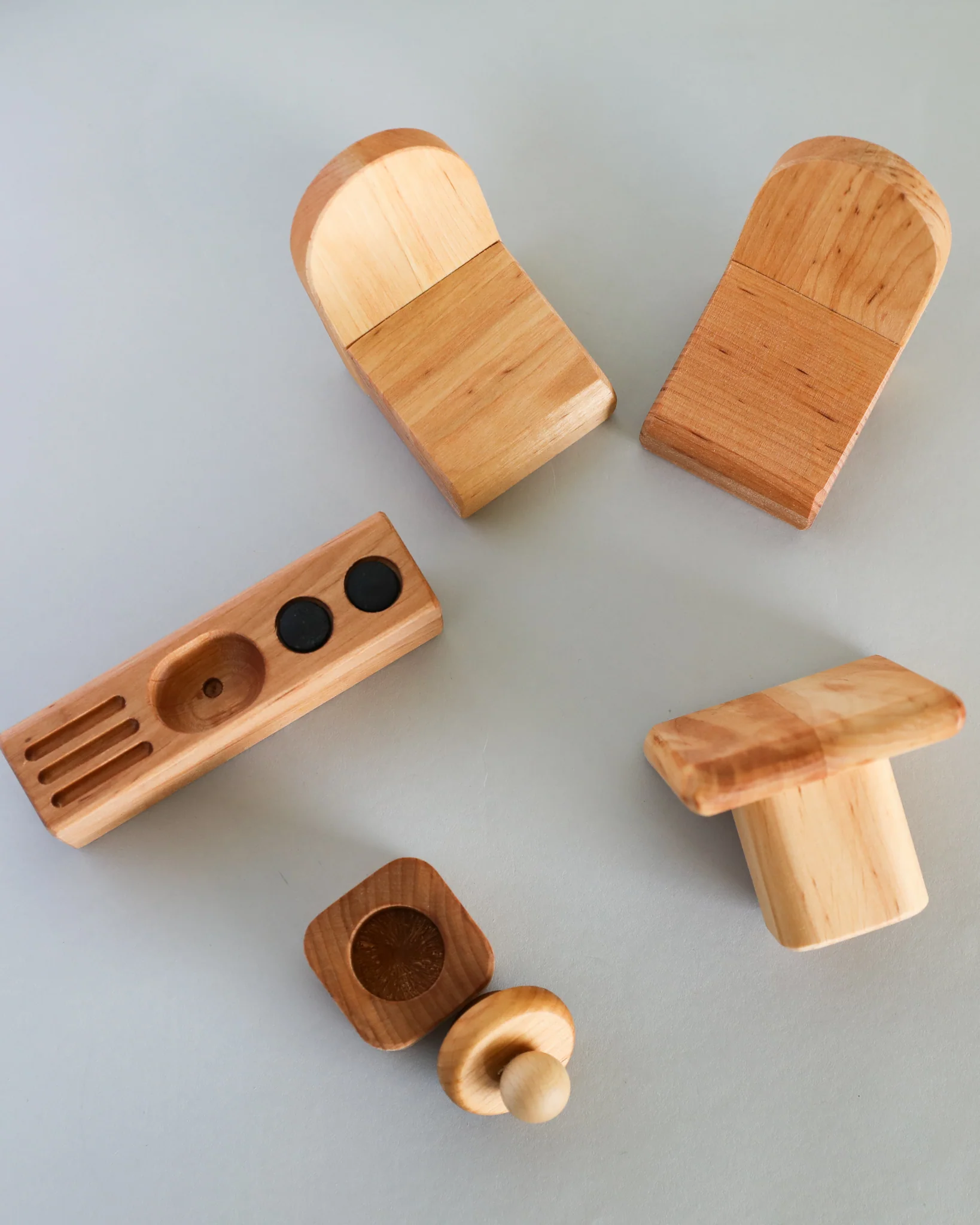 Drewart | Wooden Toy Camper Van - Image 3