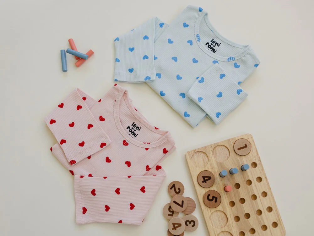 Leni & Romi | Kids Ribbed Cotton Set - Valentine Rose Hearts - Image 8