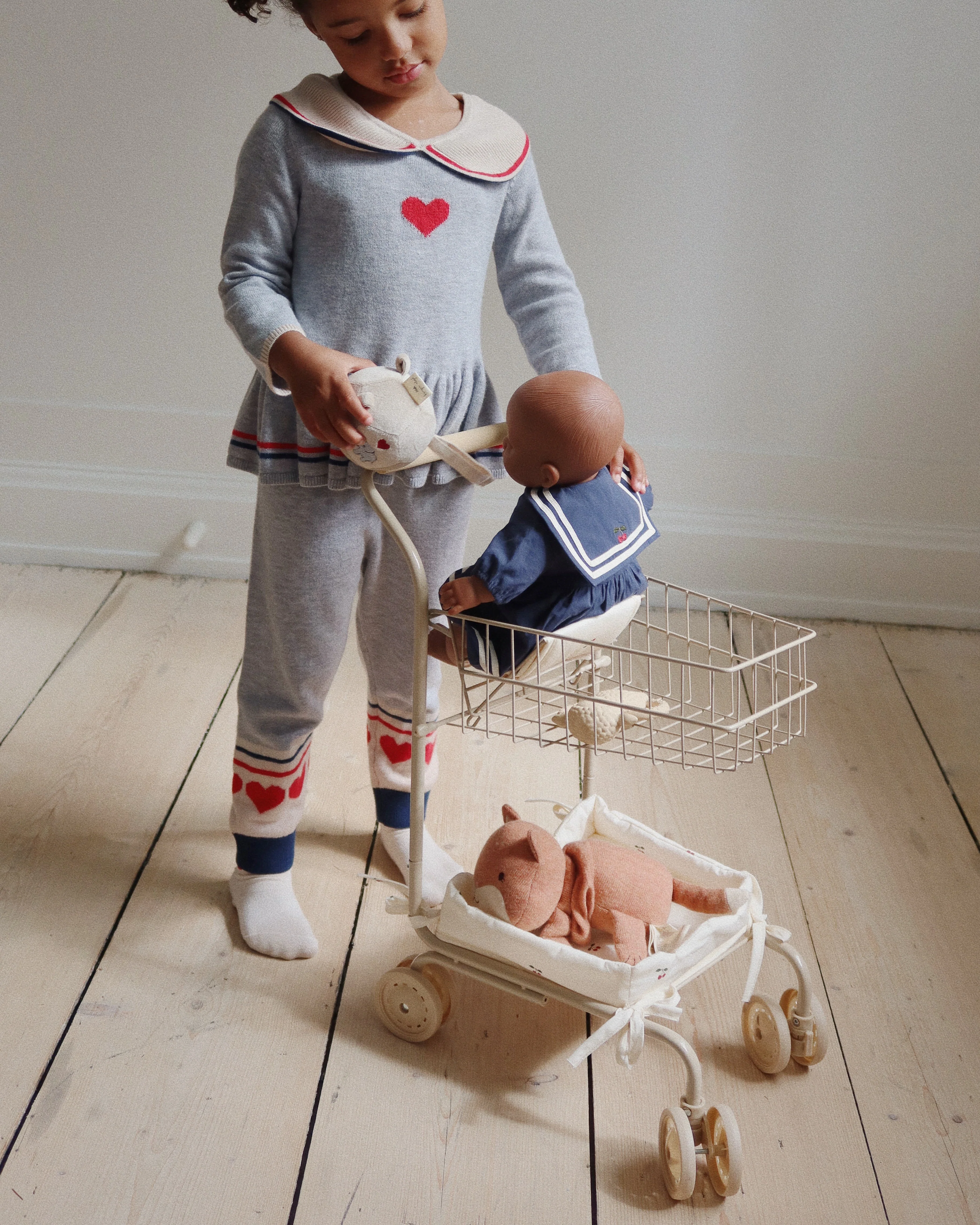 Konges Sloejd | Kids Shopping Cart - Cherry - Image 7