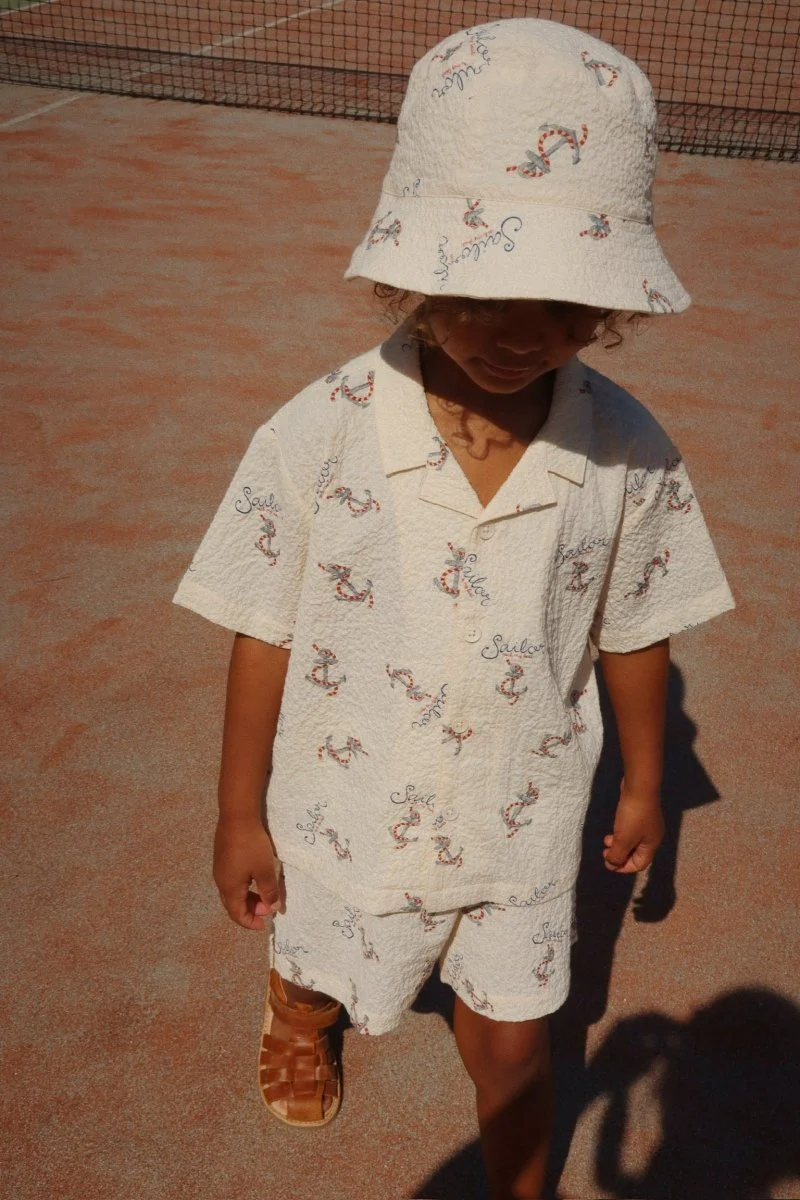 Konges Sloejd | Elliot Organic Bucket Hat in 'Rock My Boat' Print - Image 4