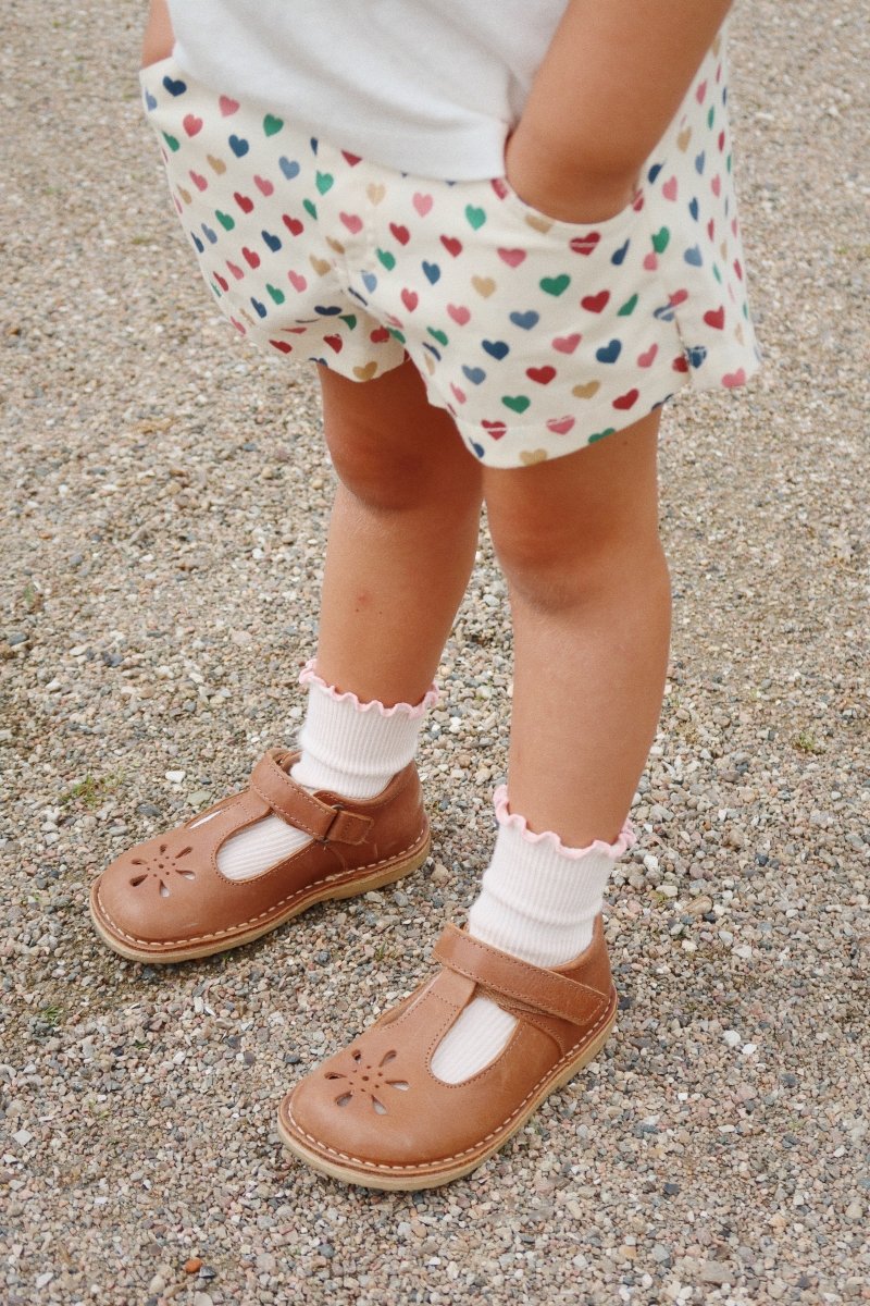 Konges Sloejd | Signature Rib Frill Socks 2-Pack: Ruffled Cotton Socks in Pink & Cream - Image 9