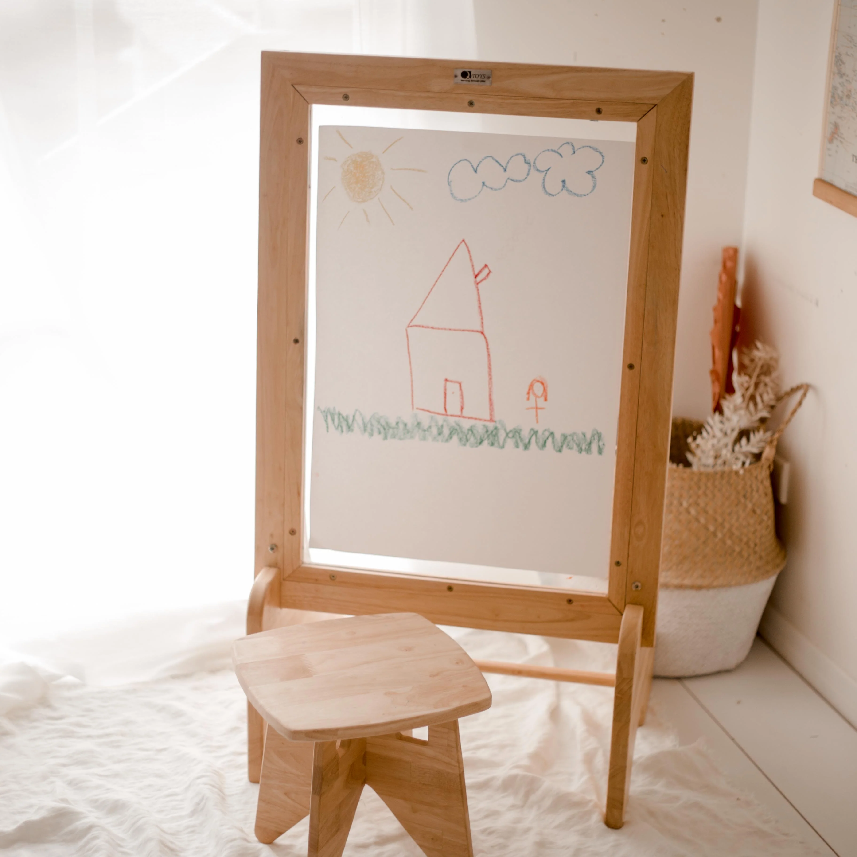Large Acrylic Easel - Image 6