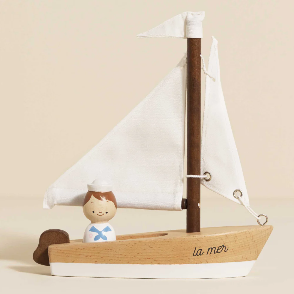 Le Toy Van | Wooden Sailboat - Image 3