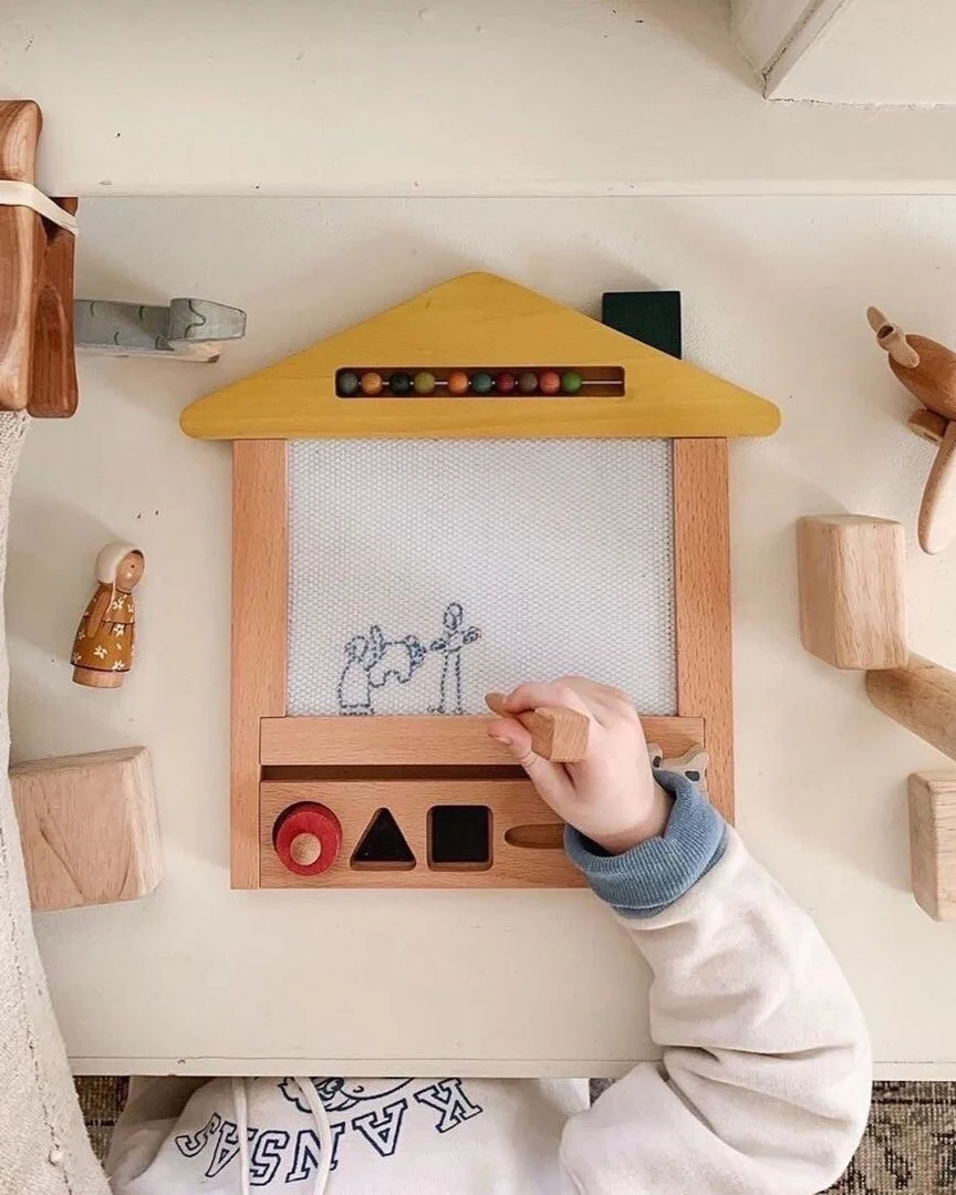 Magnetic Drawing Board - Image 2