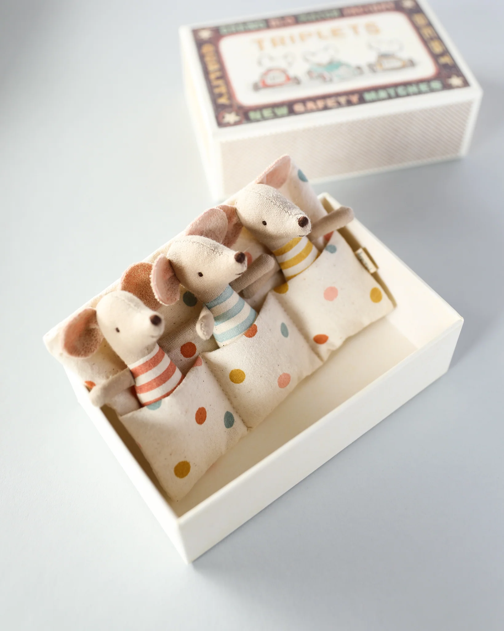 Maileg | Baby Mice Triplets in Box - Image 3
