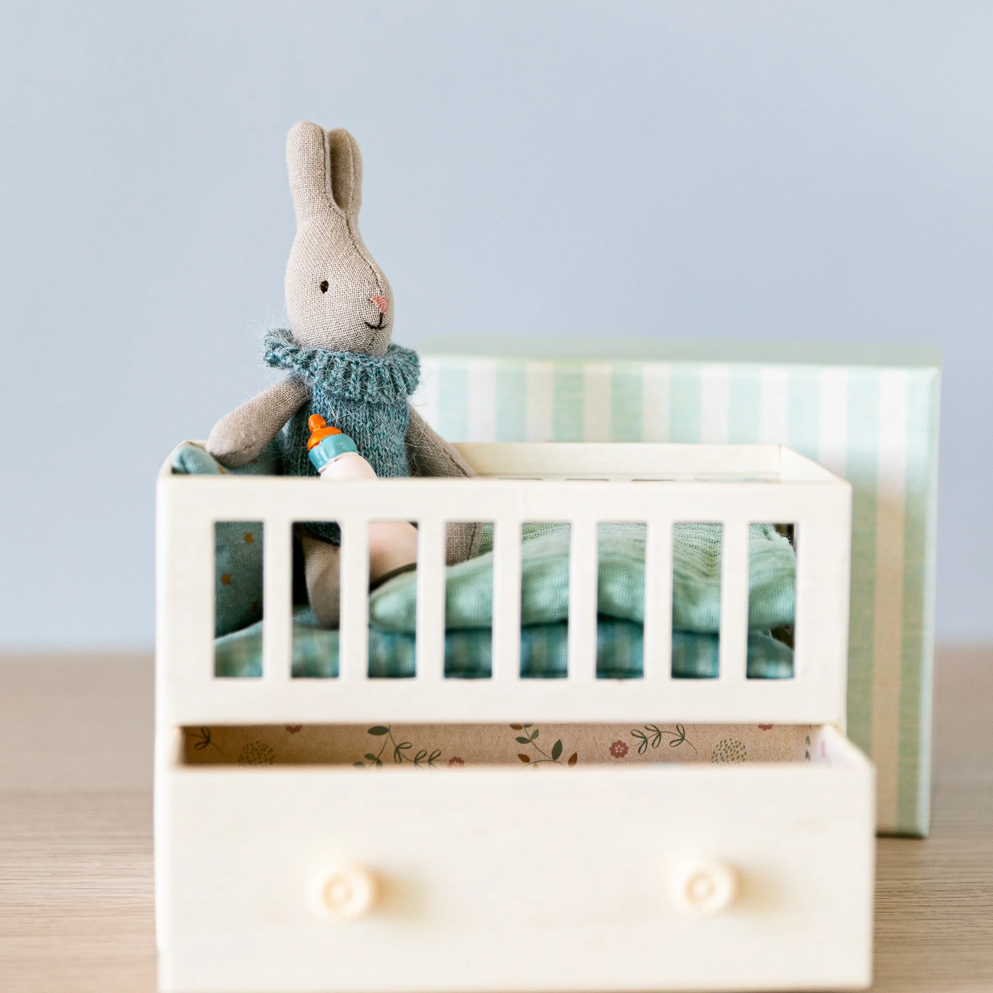 Maileg | Baby Room with Micro Rabbit - Image 2