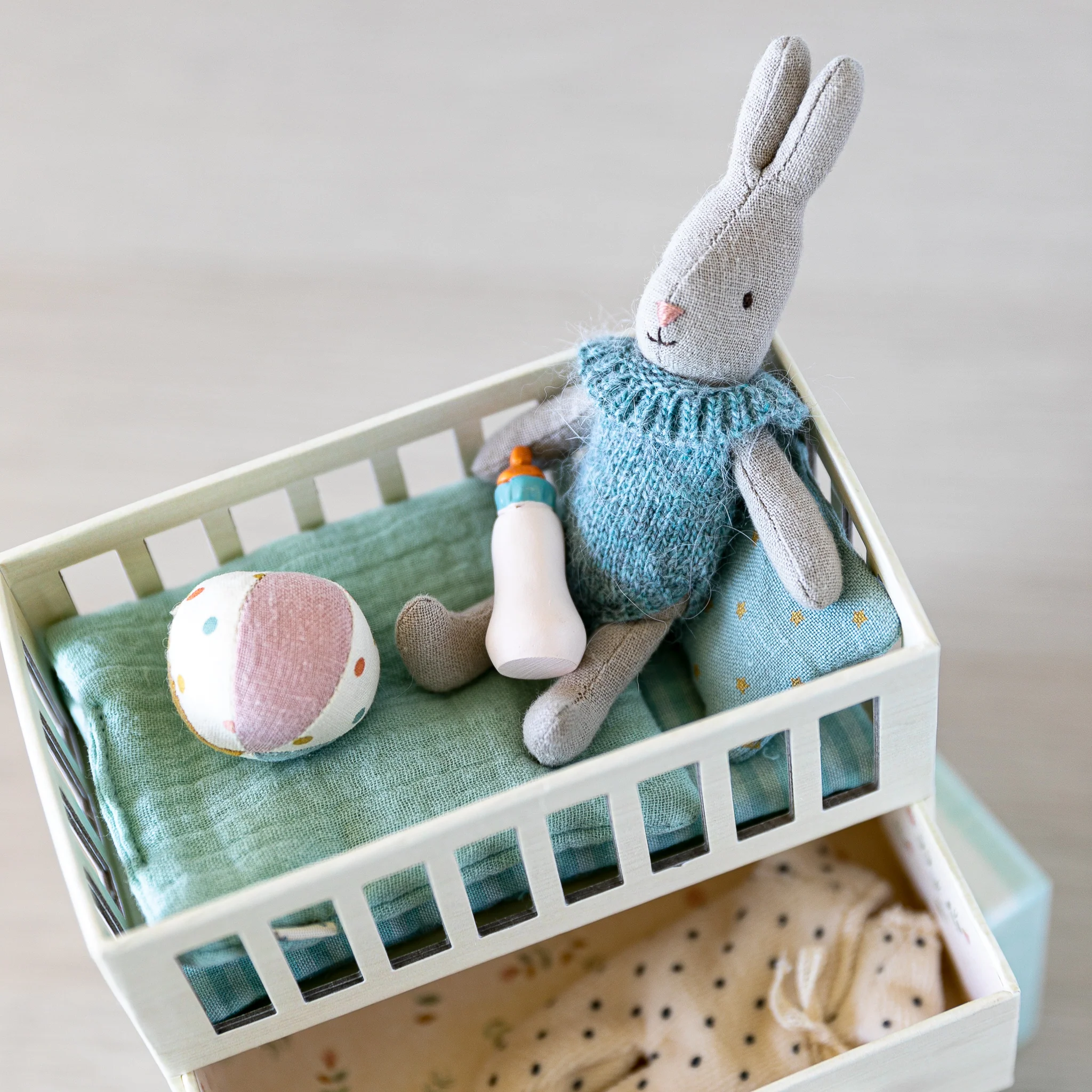 Maileg | Baby Room with Micro Rabbit - Image 4