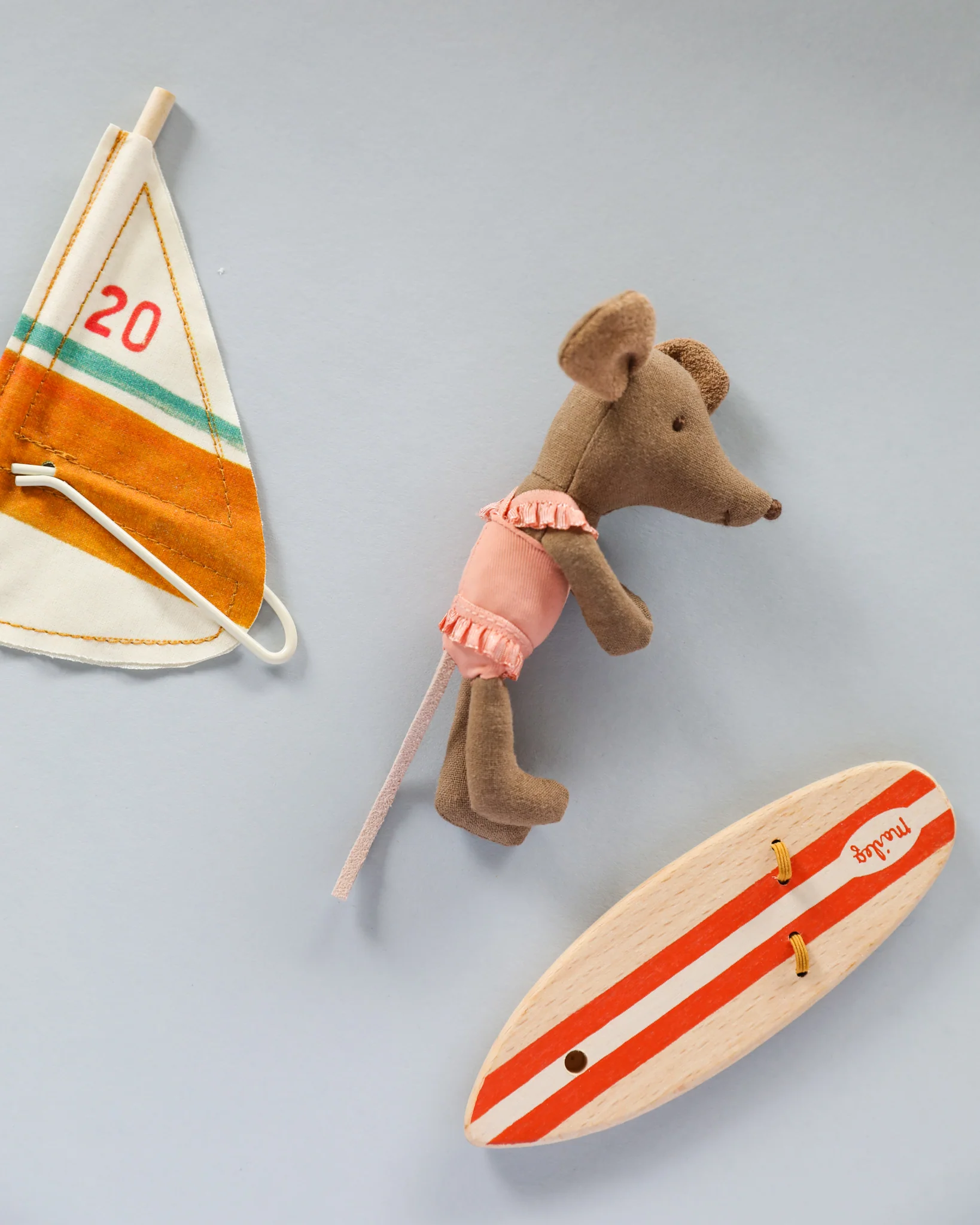 Maileg | Beach Mice, Surfer Little Sister - Image 3