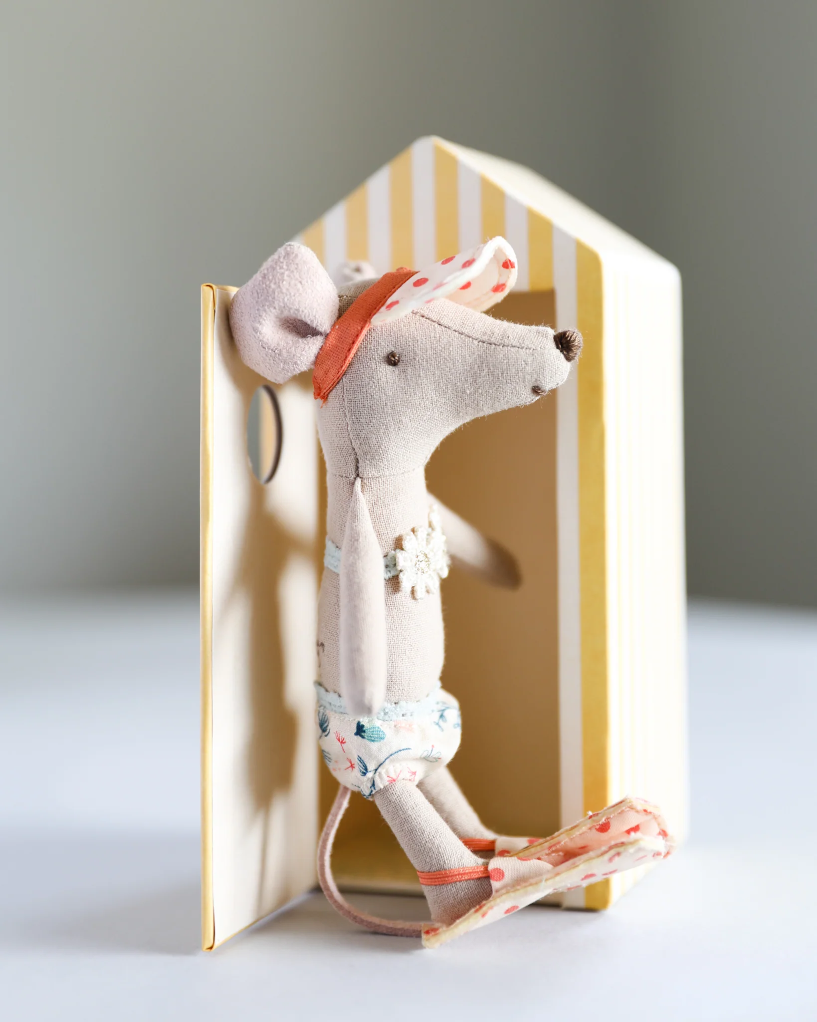Maileg | Beach Mouse, Big Sister - Image 2