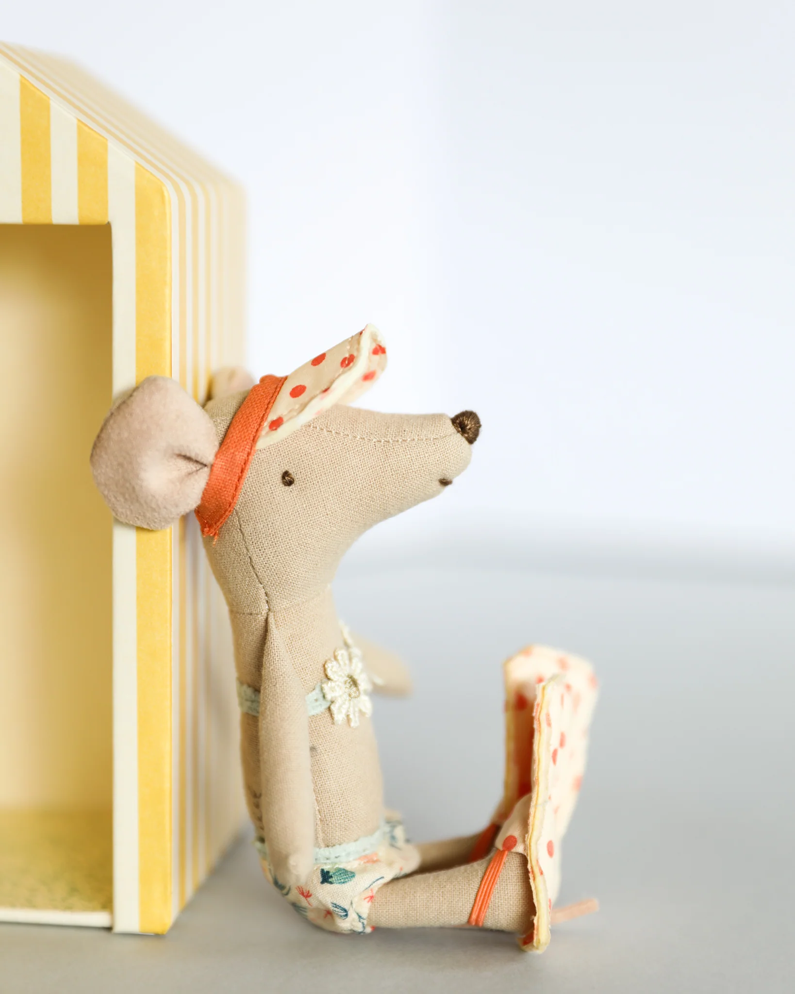 Maileg | Beach Mouse, Big Sister - Image 5