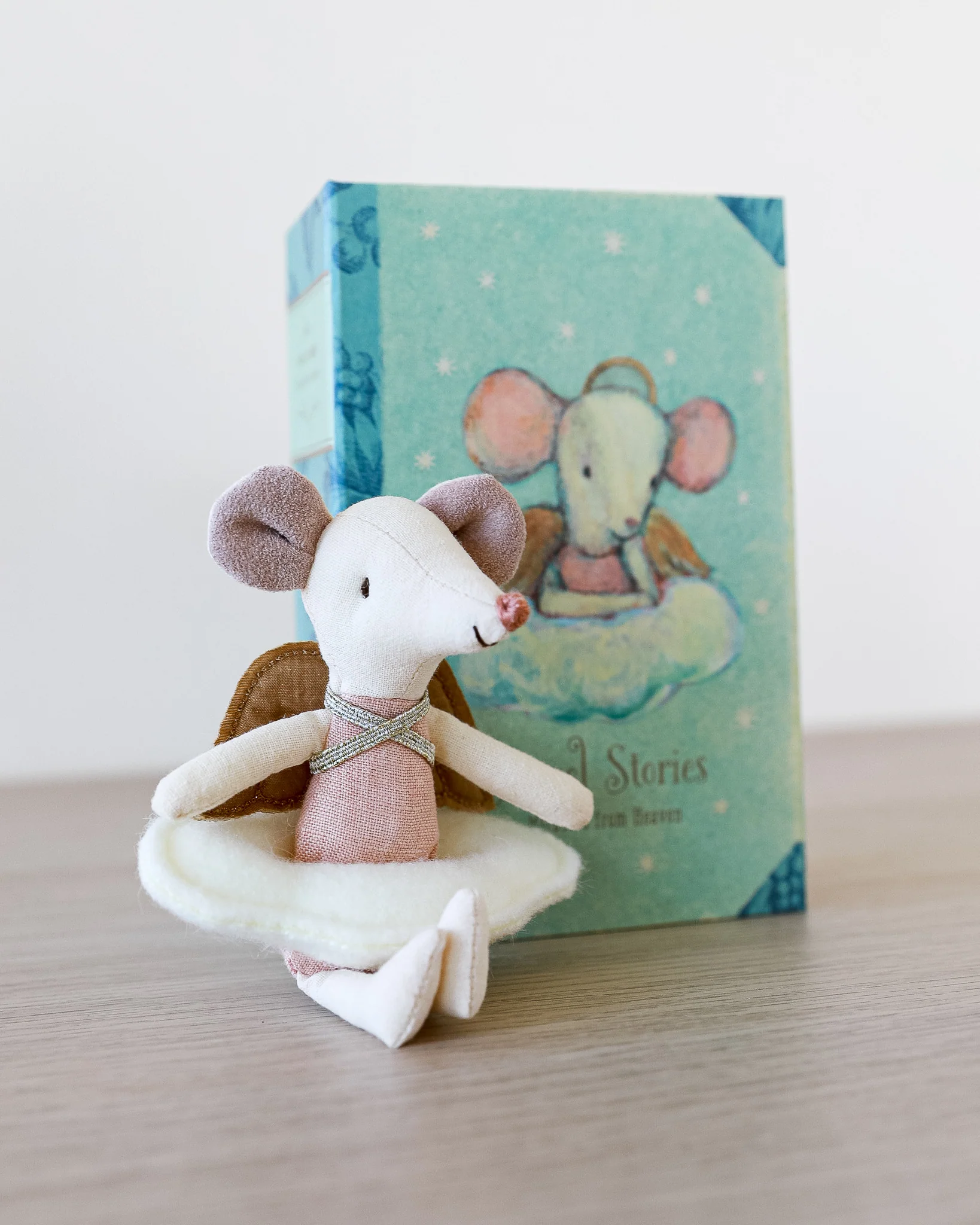 Maileg | Big Sister Mouse in Book, Angel Stories - Image 3