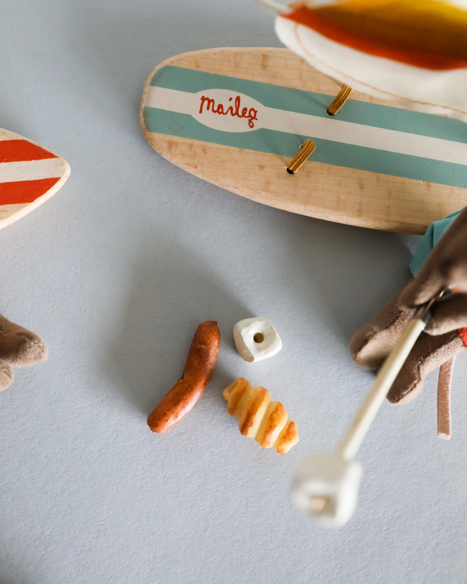 Maileg | Bonfire Playset - Image 4