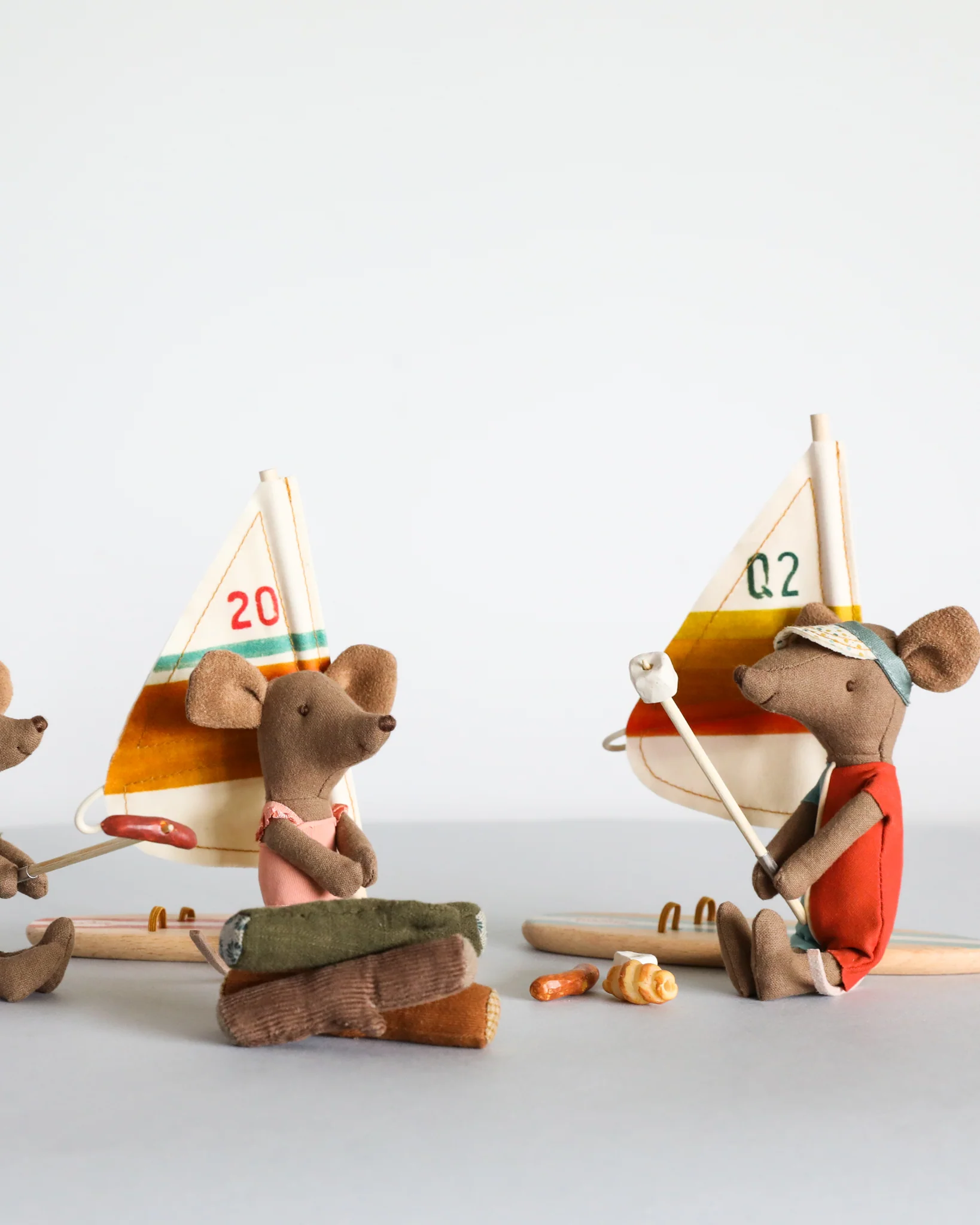 Maileg | Bonfire Playset - Image 6
