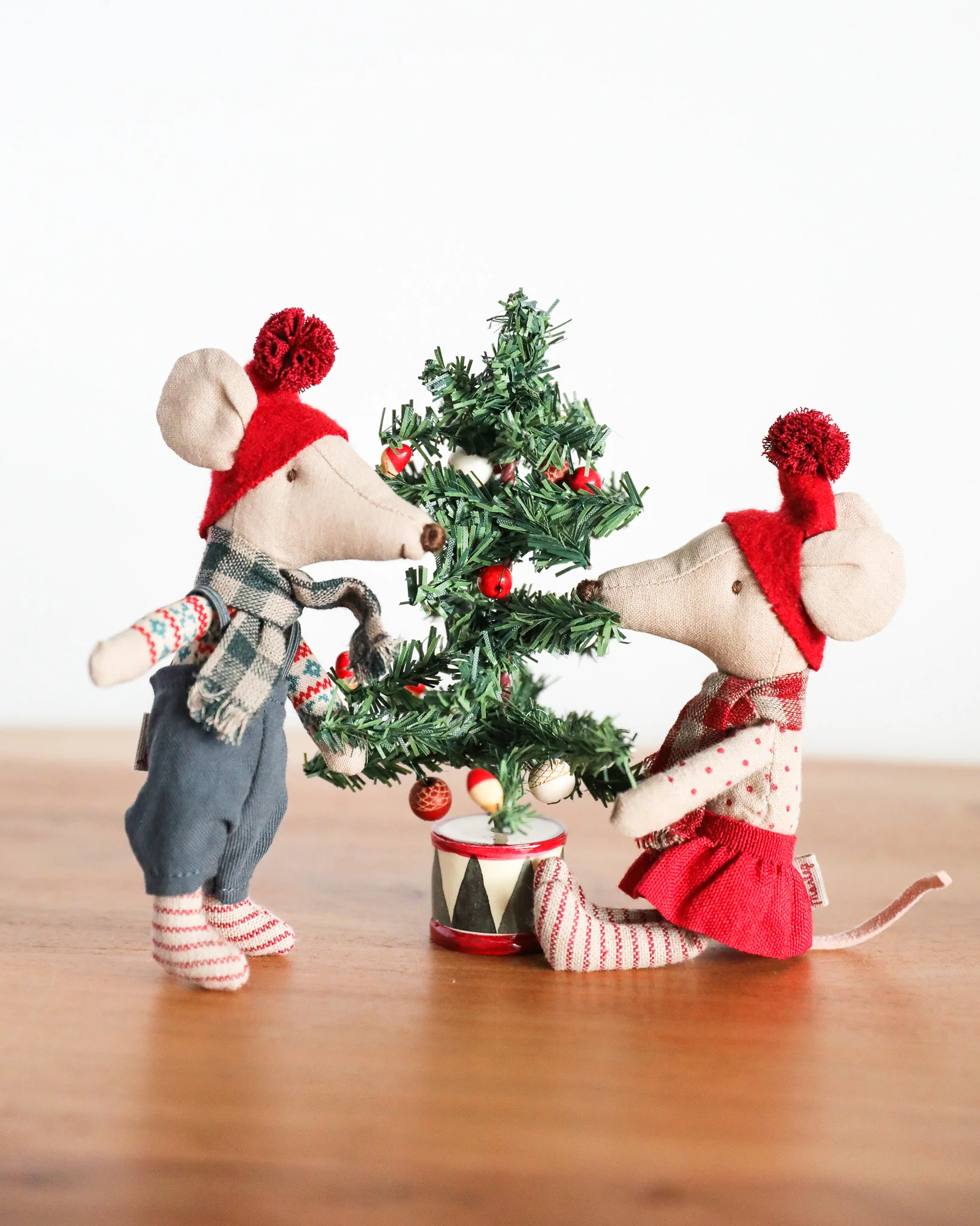 Maileg | Christmas Mouse, Big Brother - Image 3
