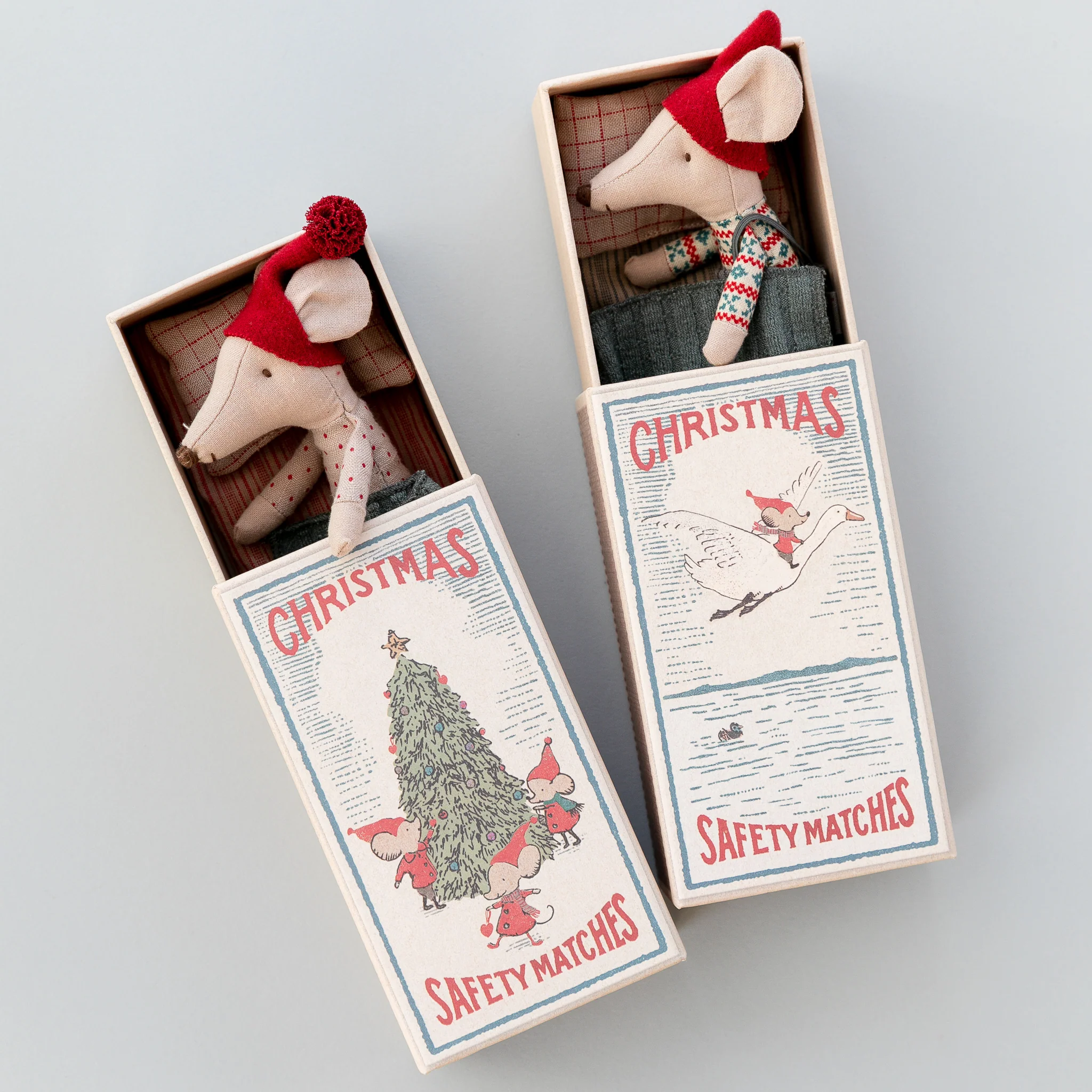 Maileg | Christmas Mouse in Matchbox - Image 2