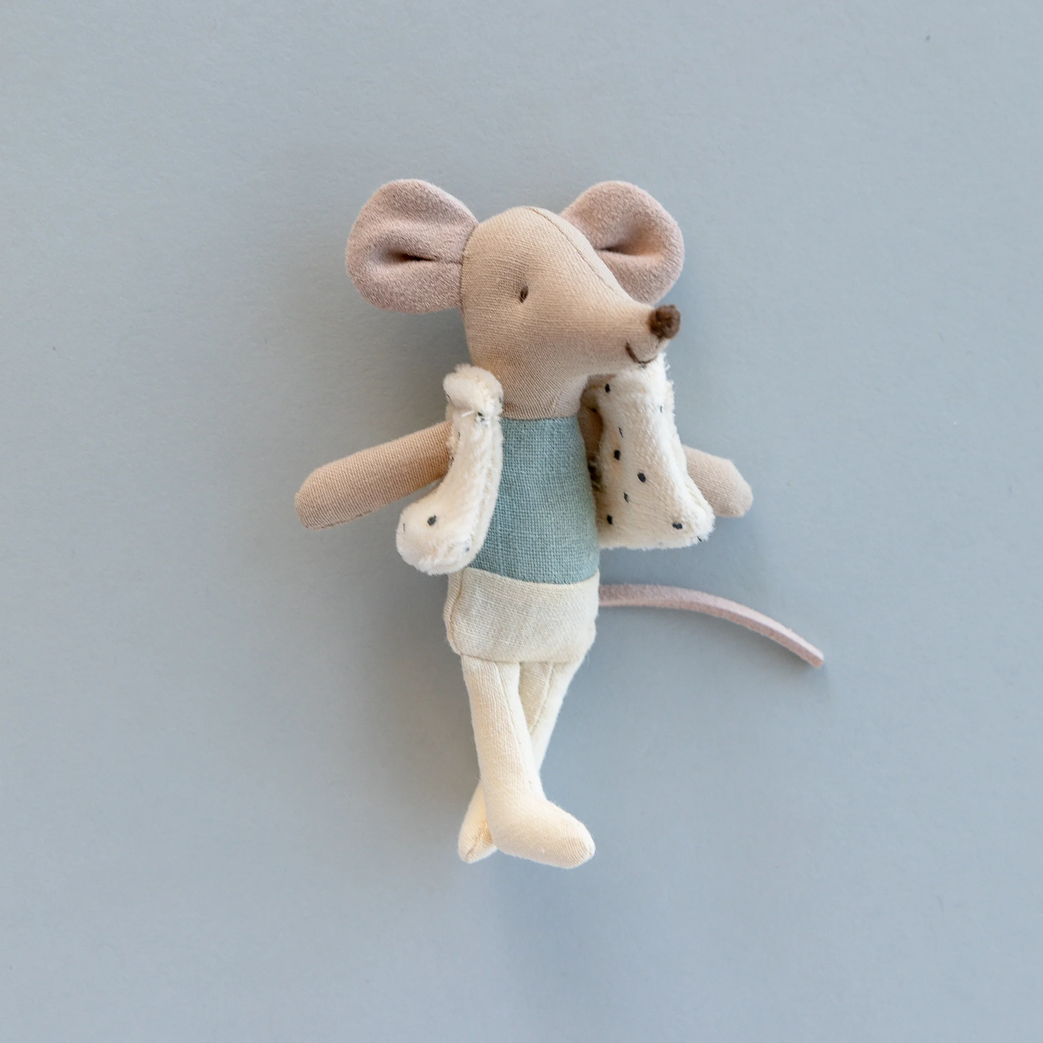 Maileg | Dancer Mouse in Matchbox, Little Brother - Image 2