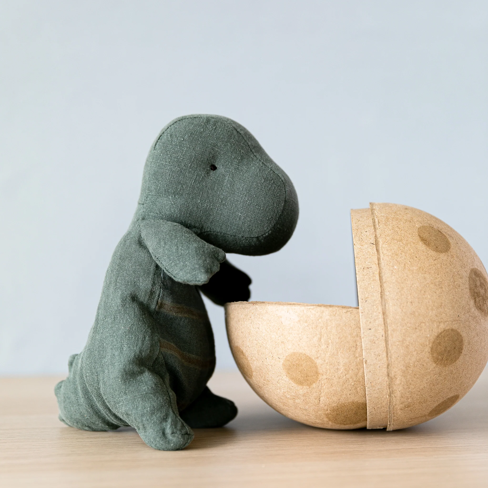 Maileg | Gantosaurus in Egg - Small - Image 3