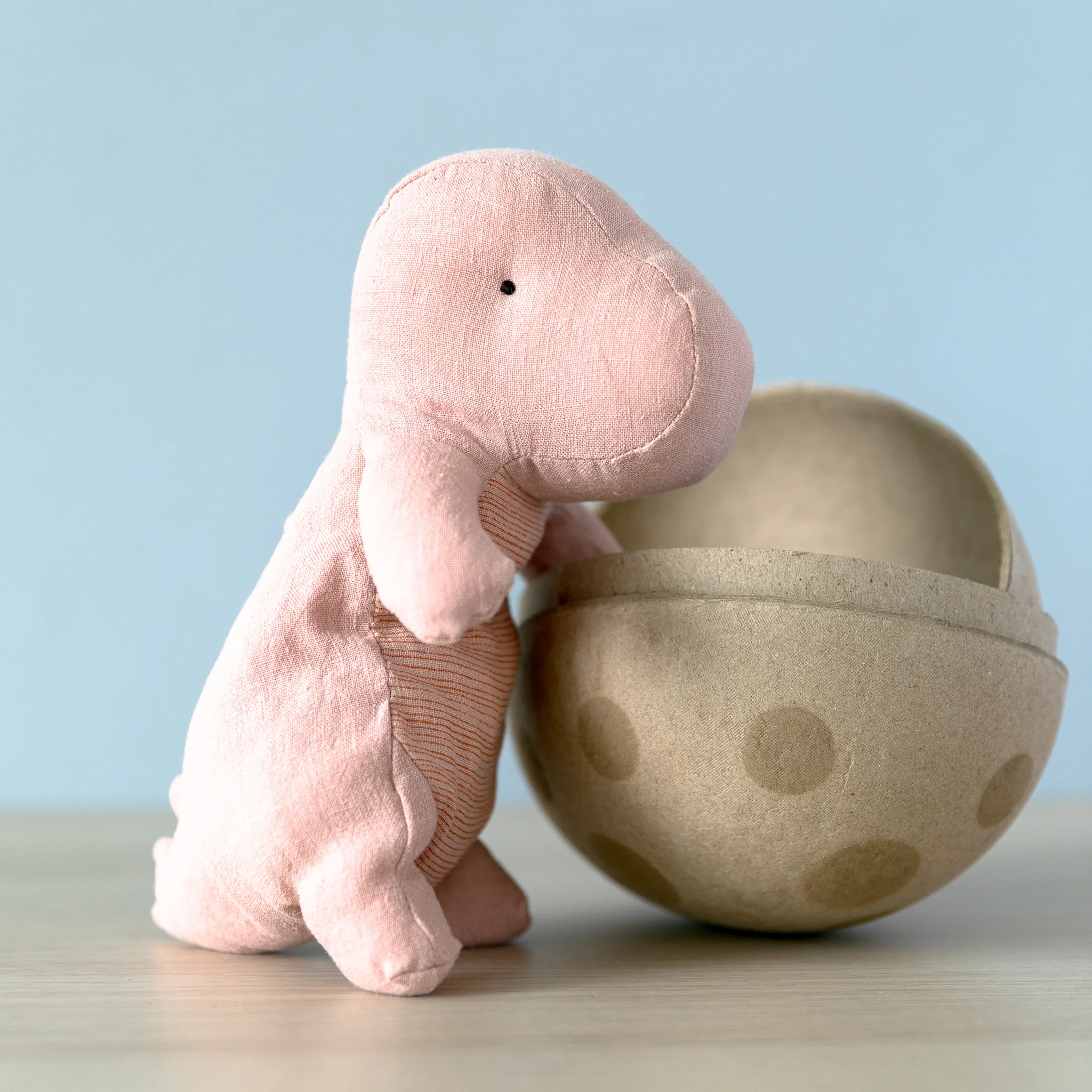 Maileg | Gantosaurus in Egg - Small - Image 9