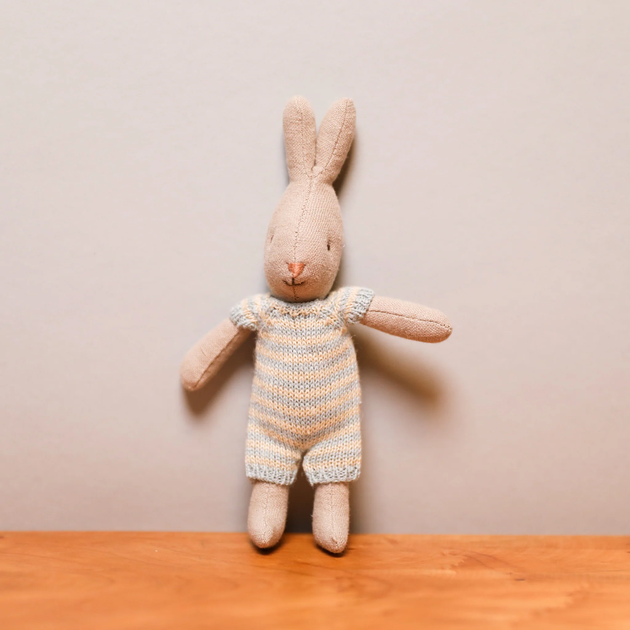 Maileg | Micro Rabbit - Image 6
