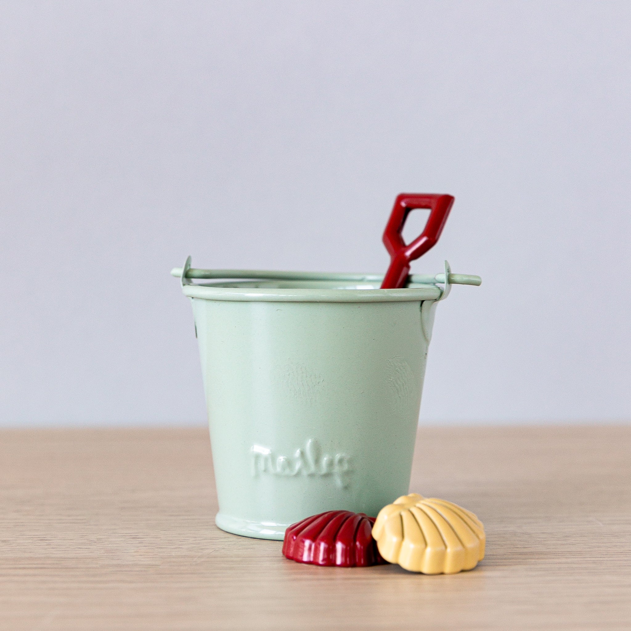 Maileg | Miniature Beach Set - Image 3