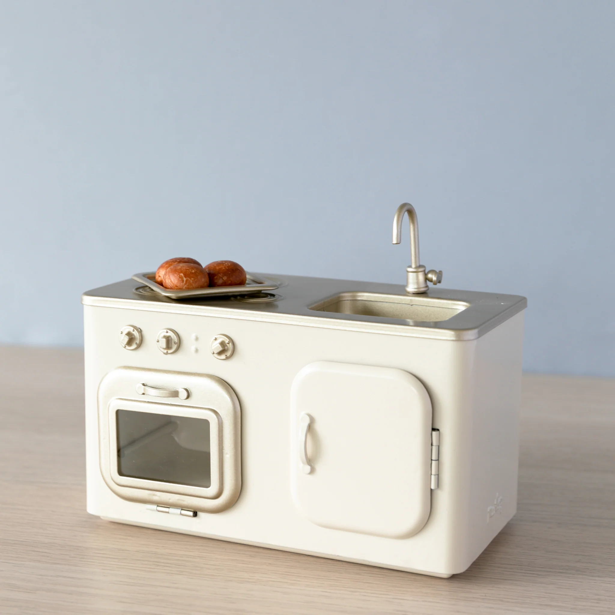 Maileg | Miniature Kitchen - Image 3