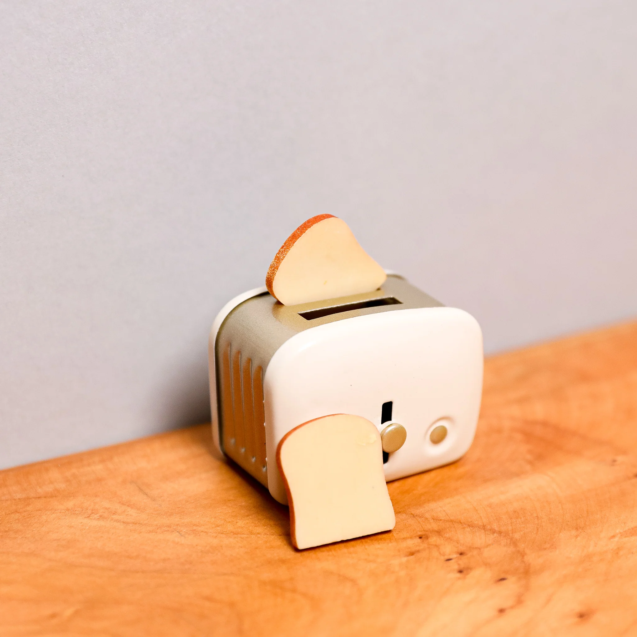 Maileg | Miniature Bread & Toaster - Image 2