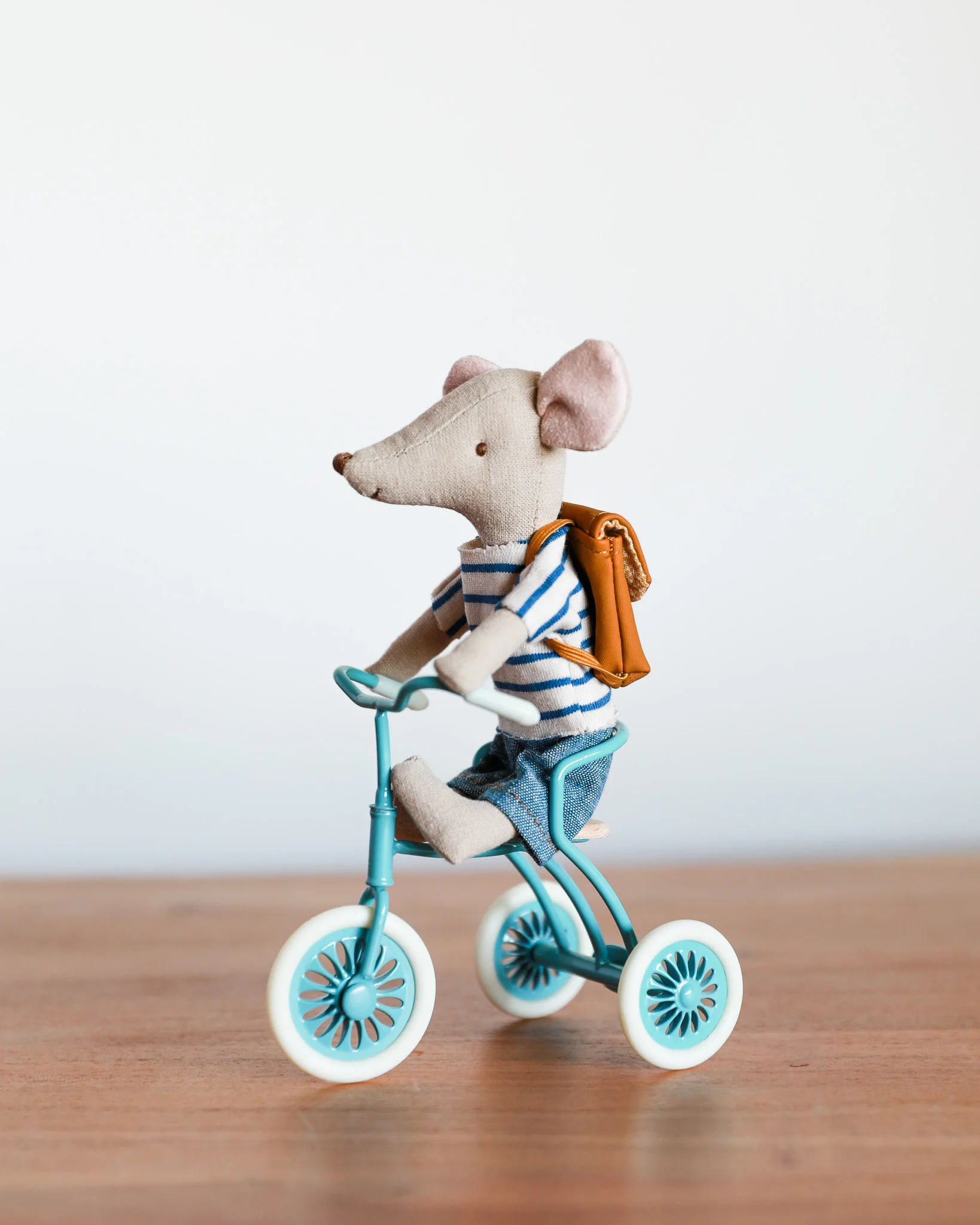 Maileg | Mouse Tricycle - Petrol Blue - Image 2