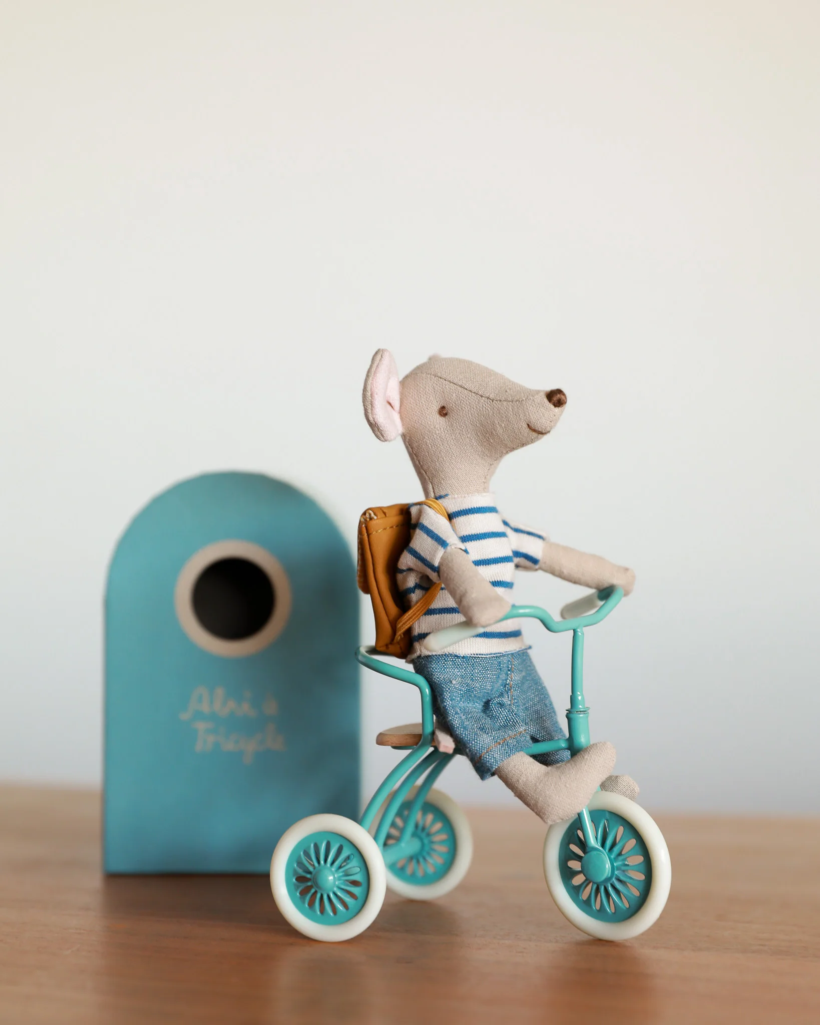 Maileg | Mouse Tricycle - Petrol Blue - Image 4
