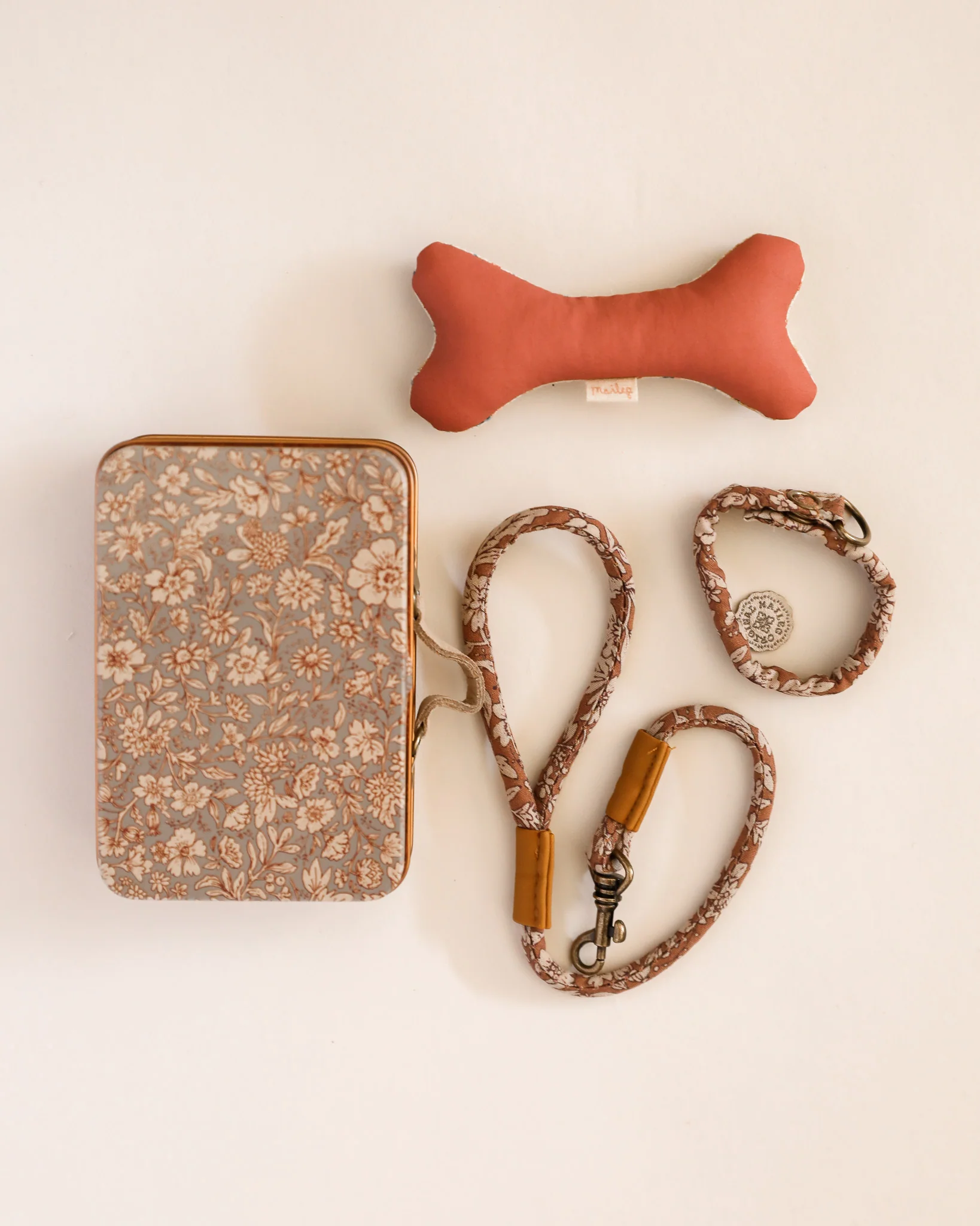 Maileg | Plush Poodle Dog Accessories - Rose - Image 3