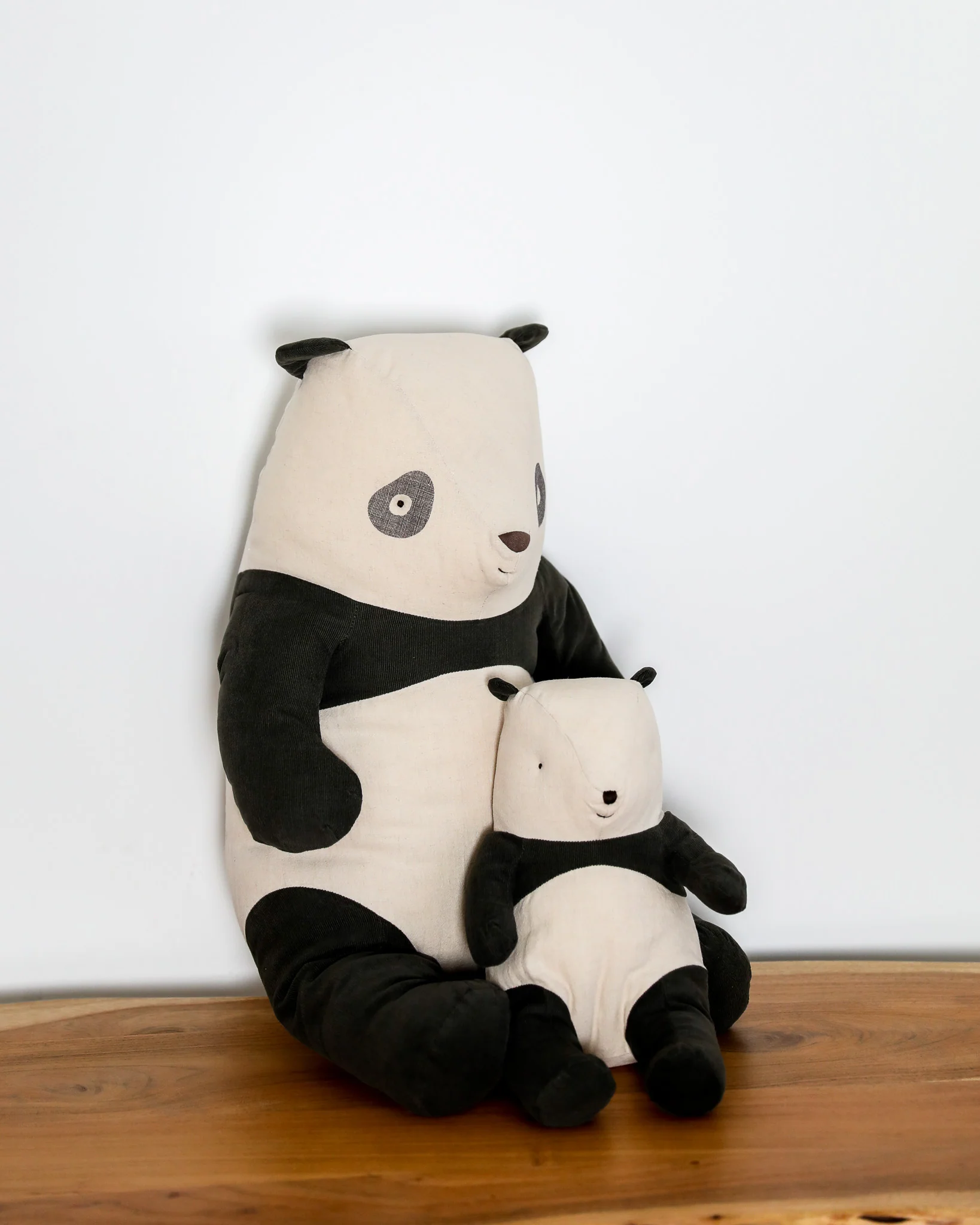 Maileg | Safari Friends, Panda - Medium - Image 4