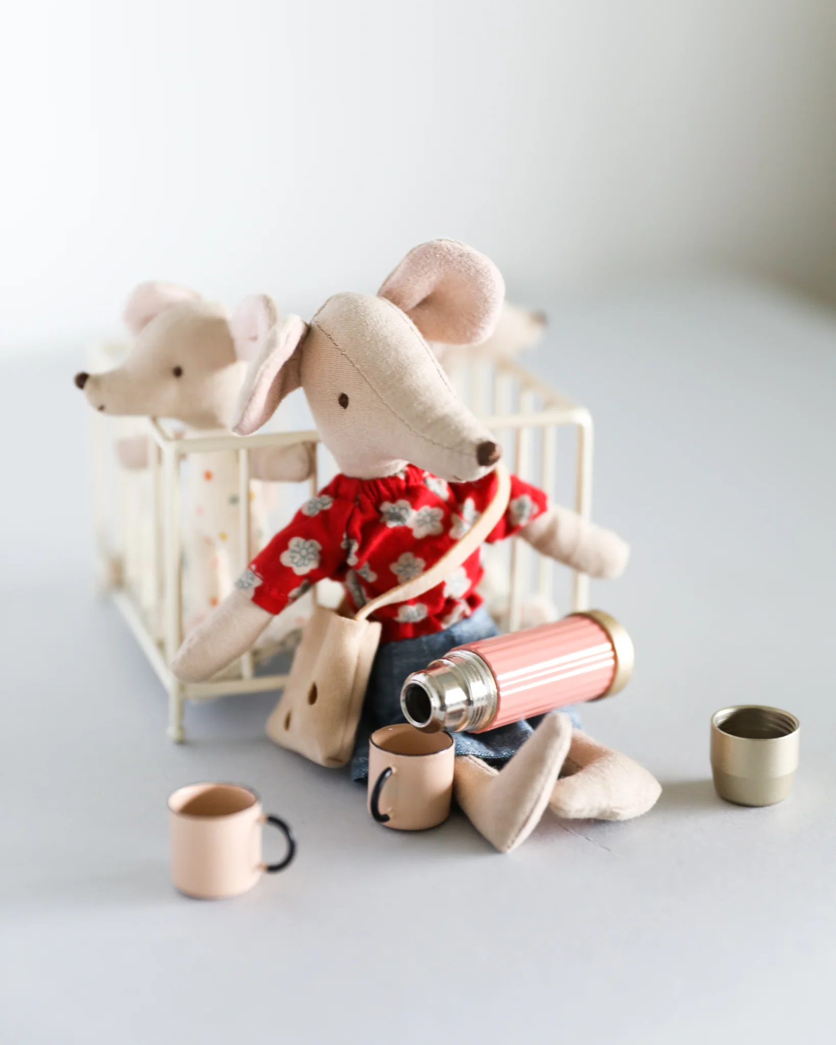 Maileg | Thermos and Cups - Soft Coral - Image 5