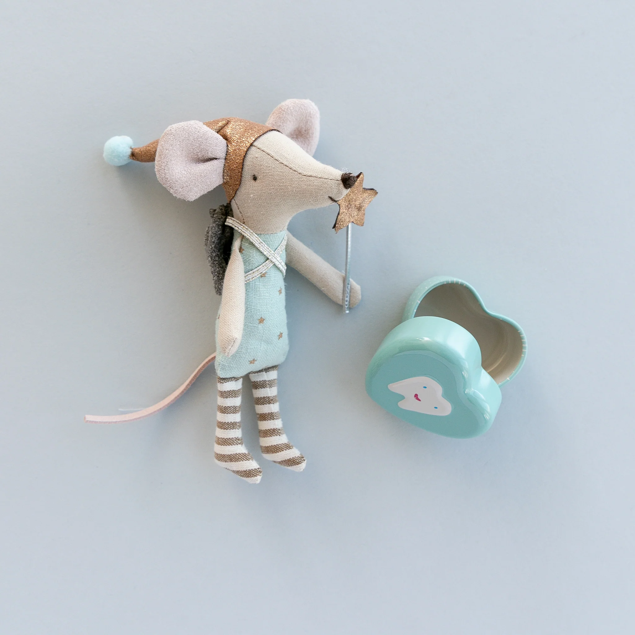 Maileg | Tooth Fairy Big Brother Mouse in Matchbox - Image 3