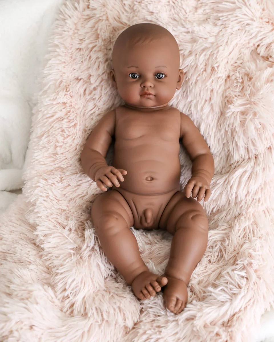 Minikane Doll | 18" Bambini Boy Doll Augustin in White Outfit - Image 3