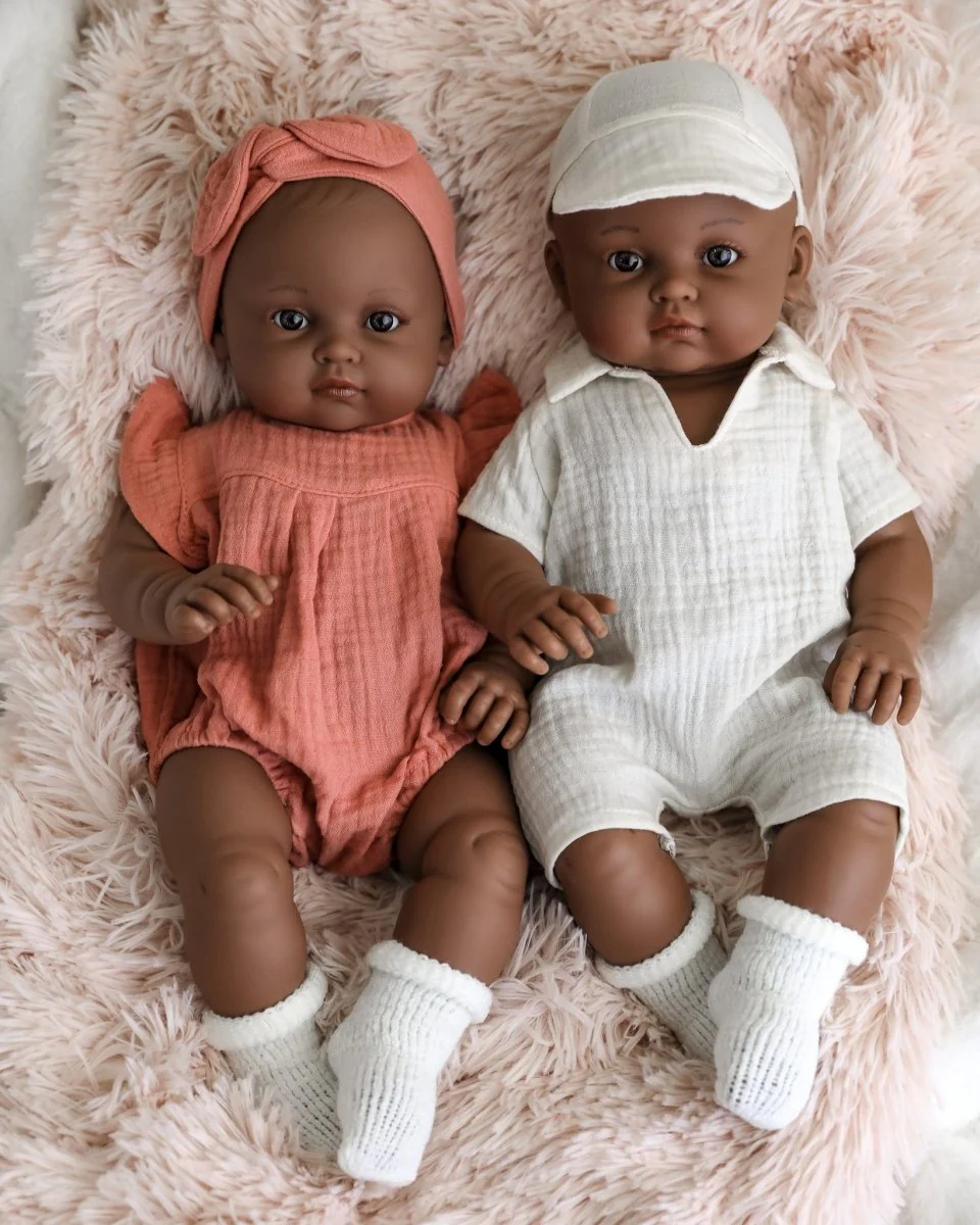 Minikane Doll | 18" Bambini Boy Doll Augustin in White Outfit - Image 4