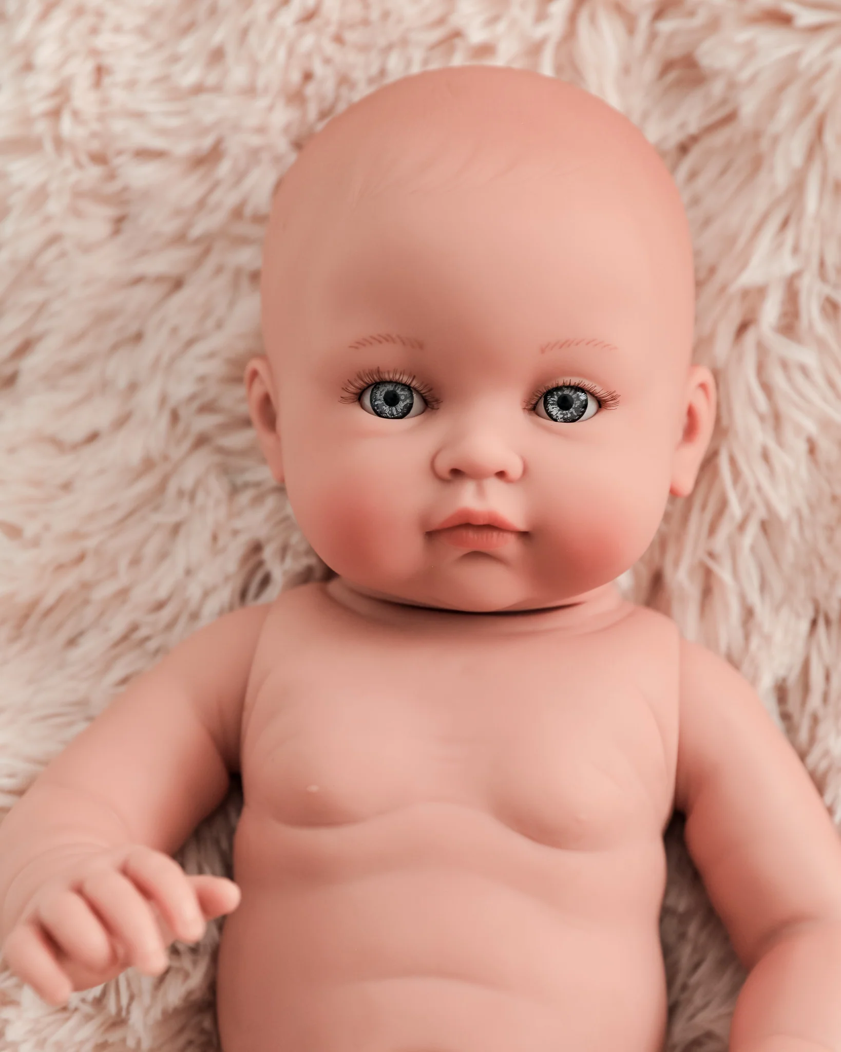 Minikane Doll | 18" Bambini Girl Doll - Yaelle - Image 4