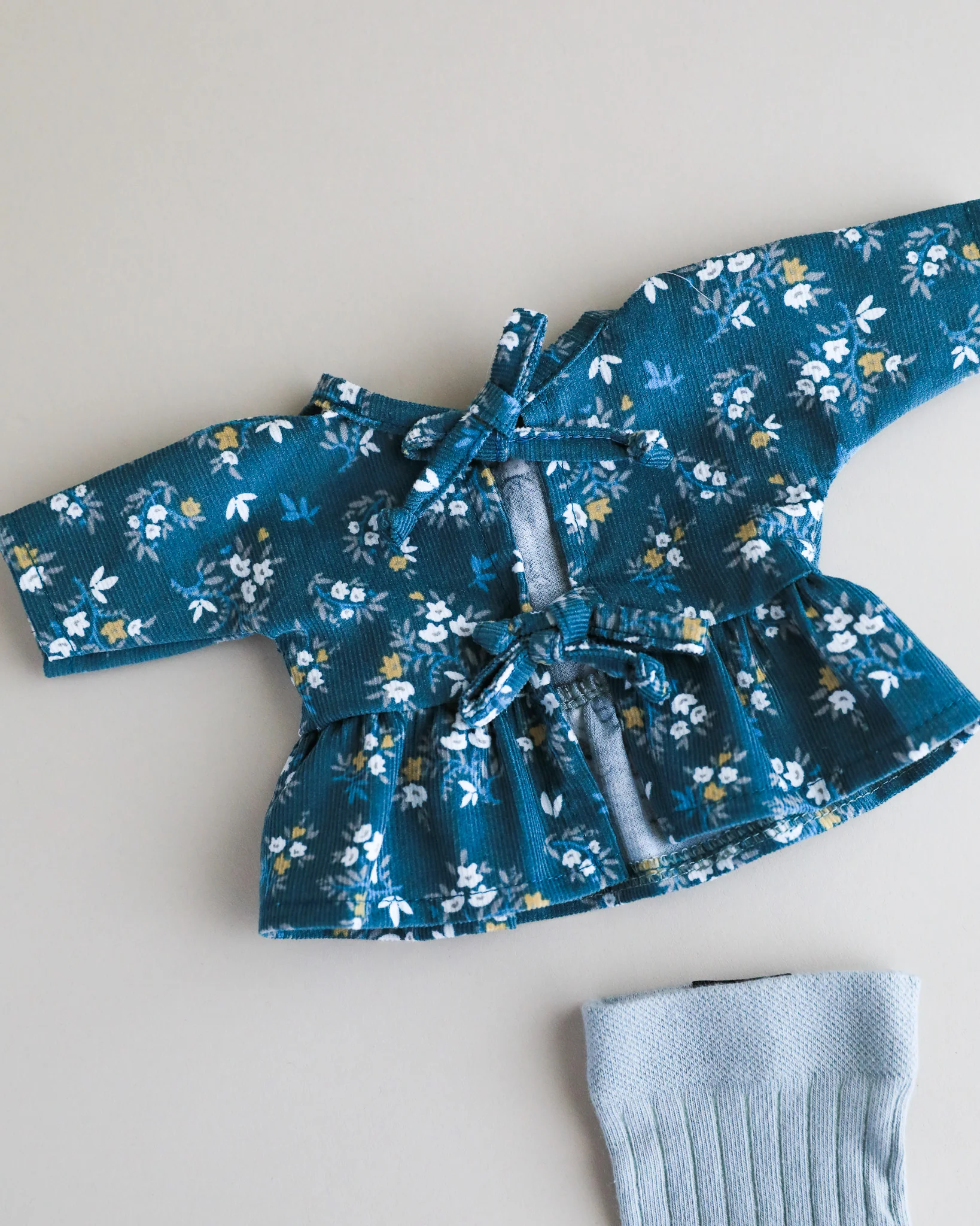Minikane Doll Clothes | 2-Piece Top & Legging Set - Mint Floral - Image 3